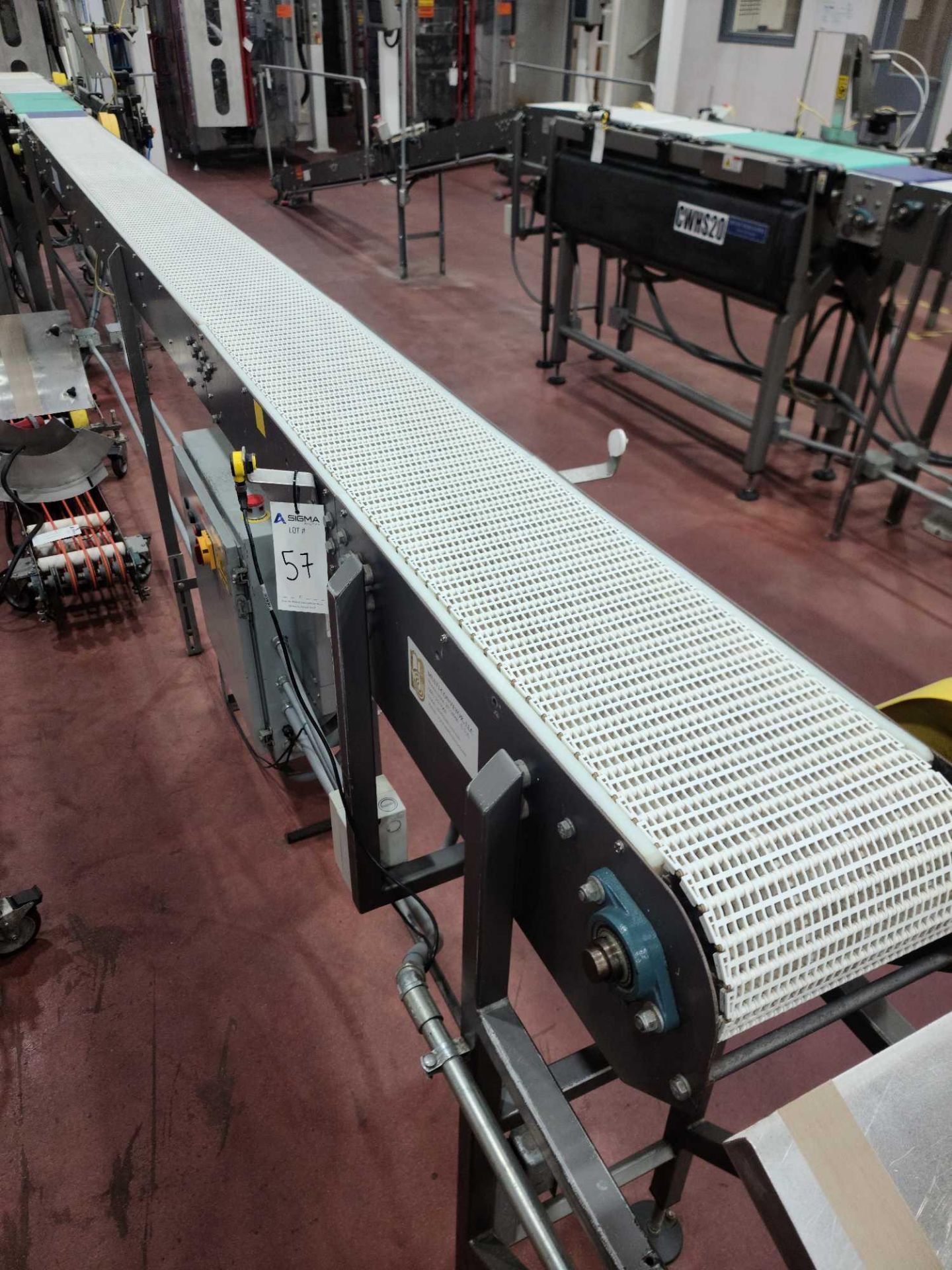 Multi-Conveyor 200"L x 10"W Plastic Mat-Top Conveyor - Image 2 of 6