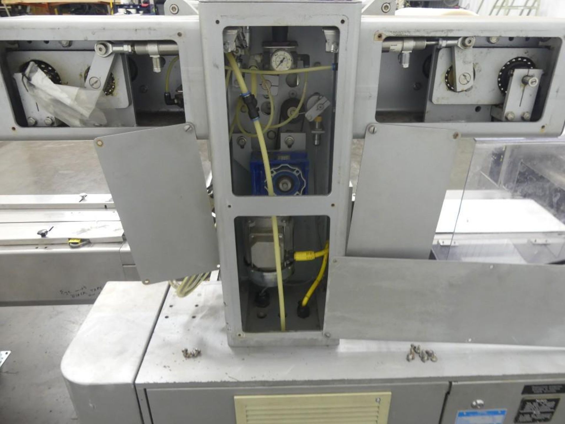 Doboy Linium 305 Horizontal Shrink Flow Wrapper - Image 8 of 19