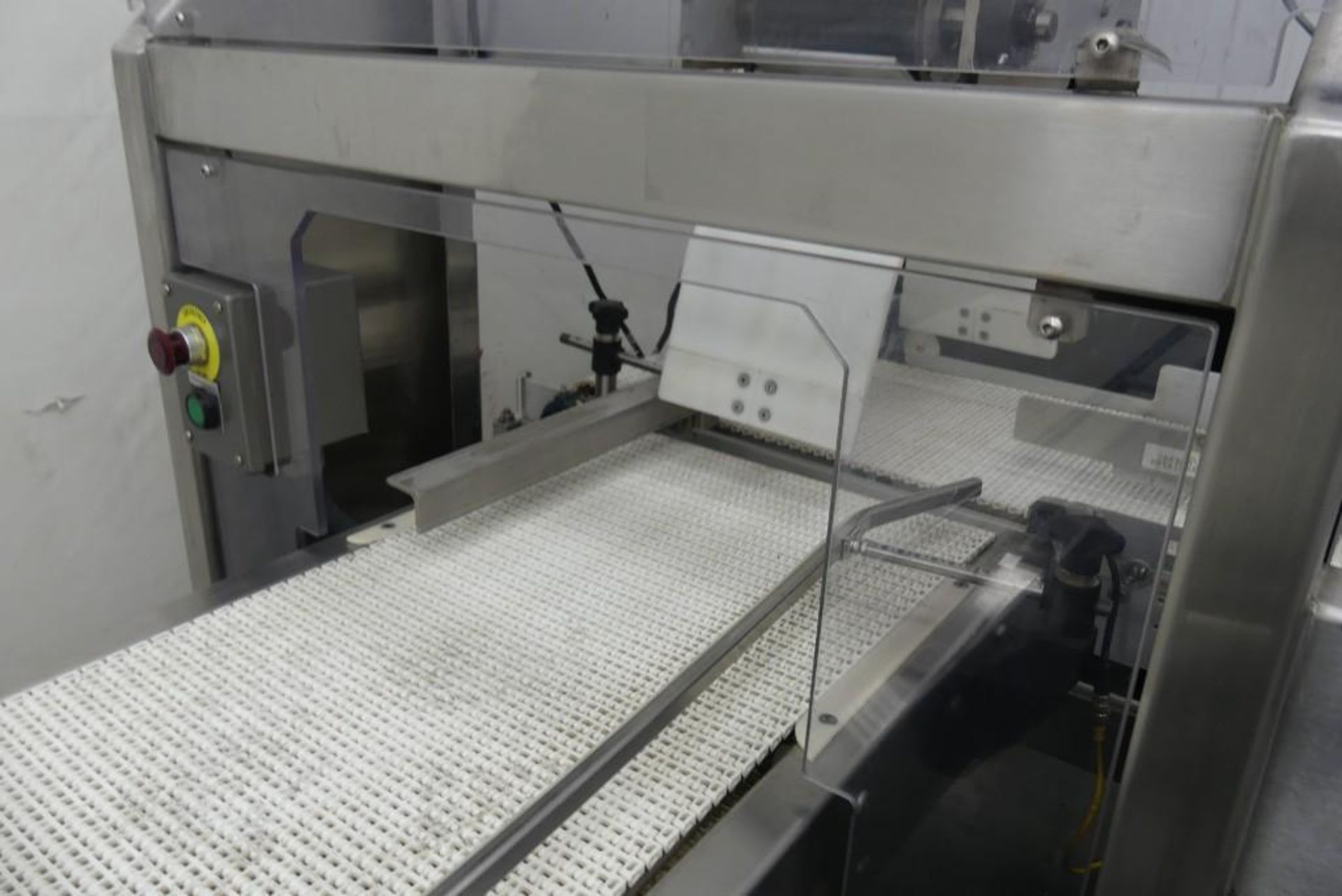 Fallas R400 Robotic Case Packer with Uppender - Image 8 of 45