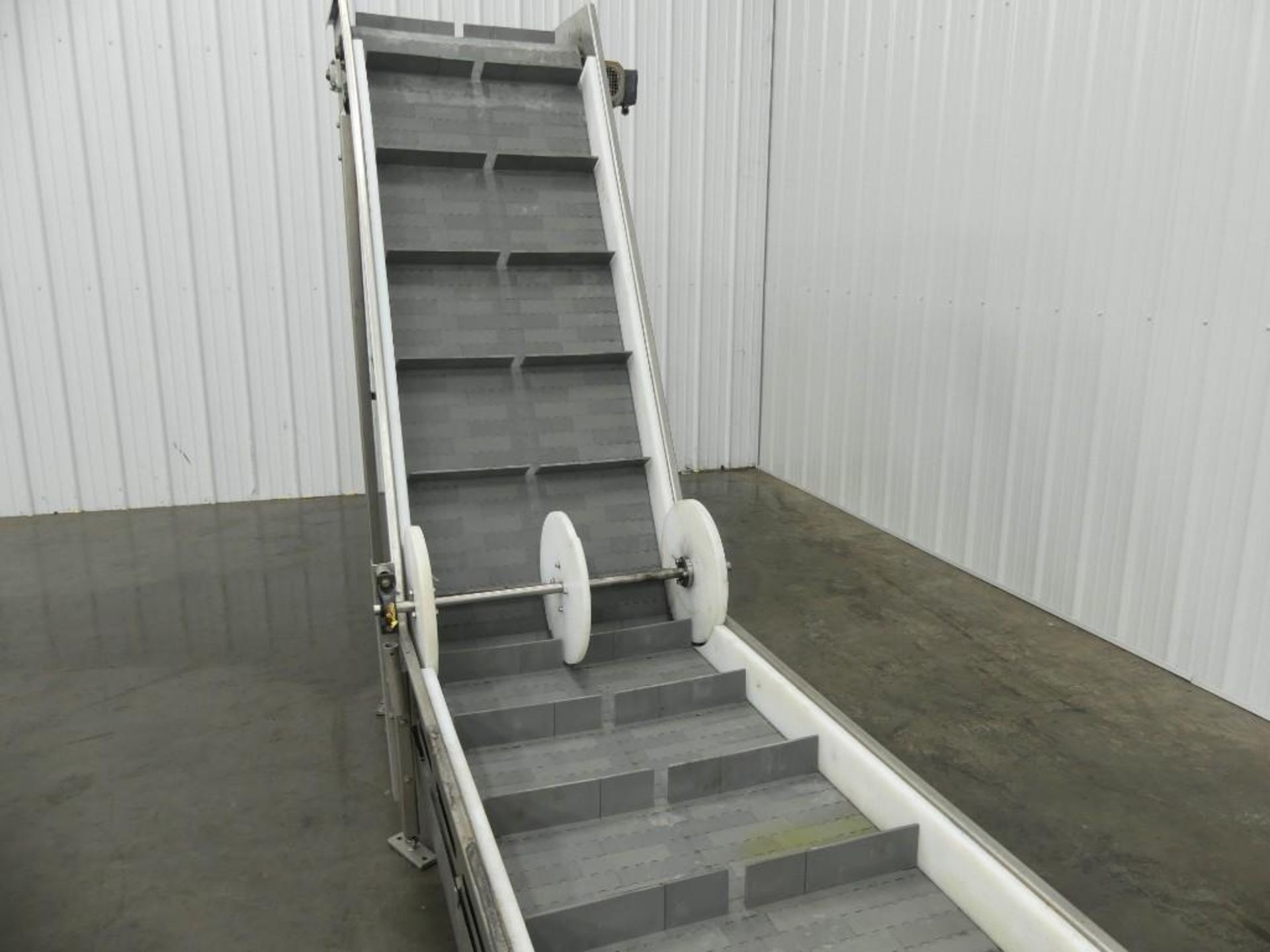 25" Wide x 45 feet Long Cleated Incline Conveyor - Image 6 of 11