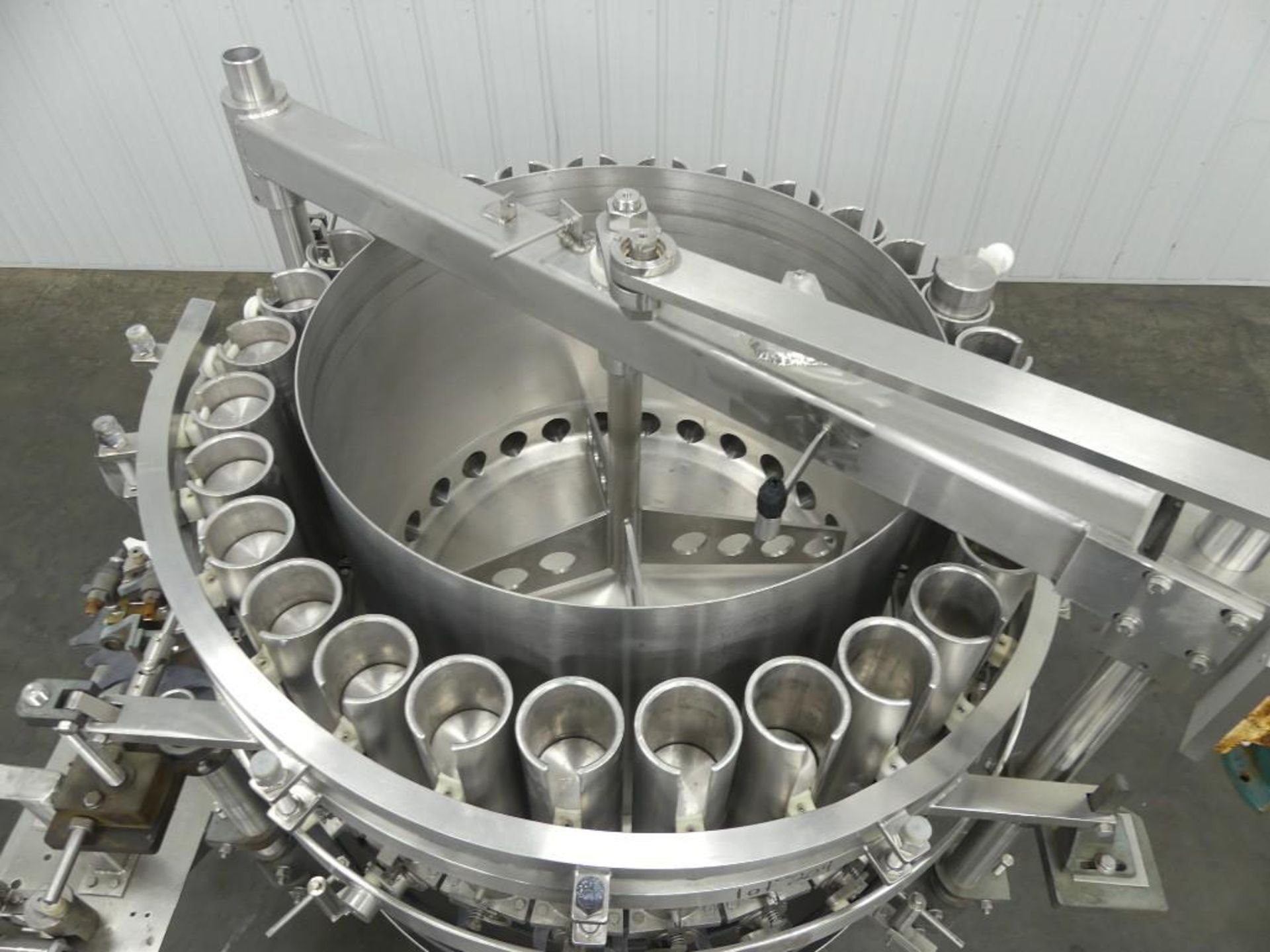 Elmar 28 Station Rotary Piston Filler - Image 7 of 15