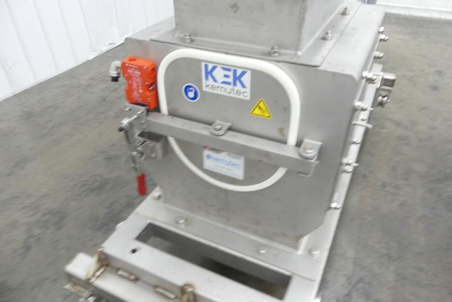 Kemutec KEK CM220UB Kibbler Pre-Breaker Mill - Image 3 of 19
