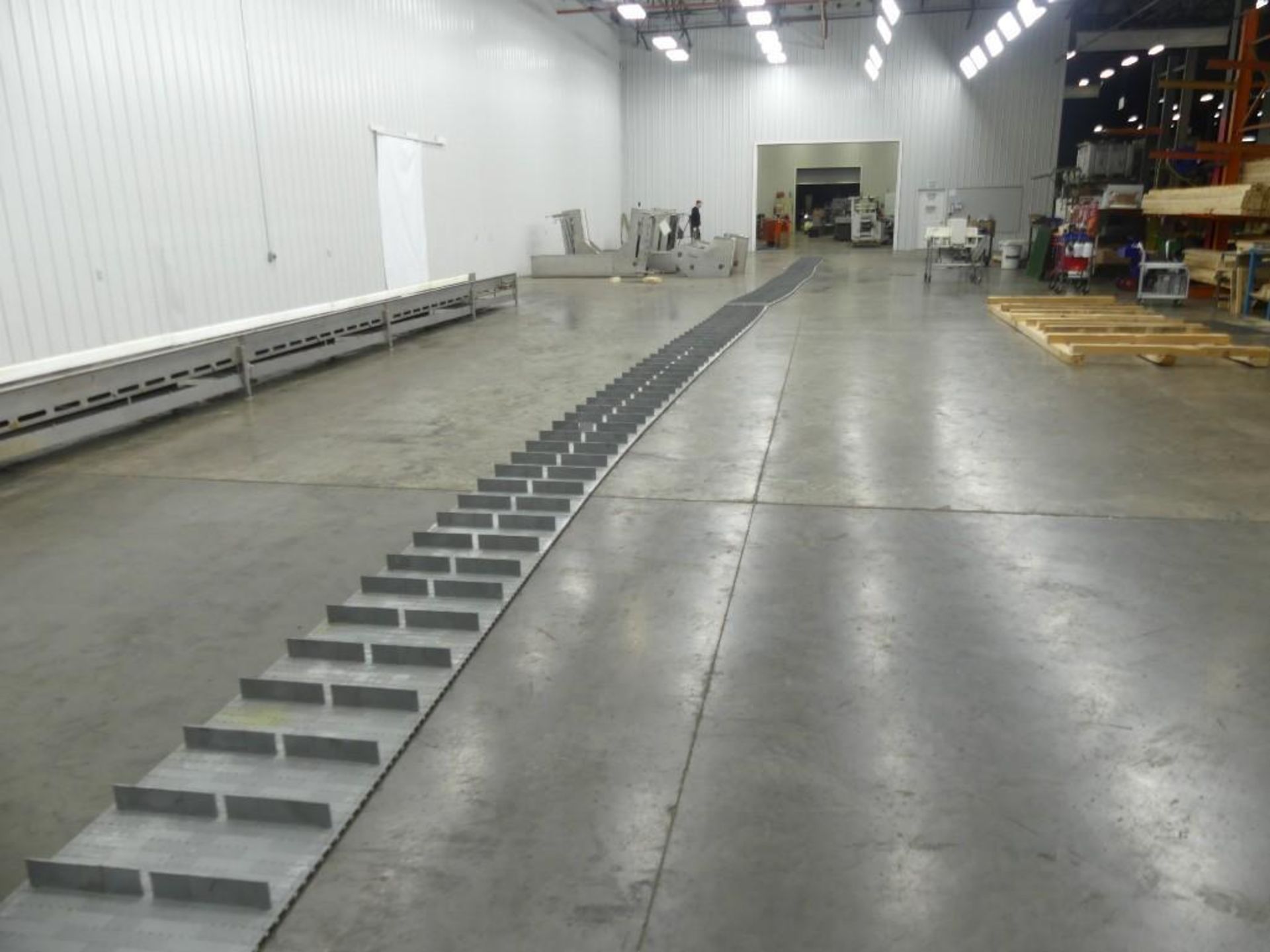 25" Wide x 45 feet Long Cleated Incline Conveyor - Image 10 of 11