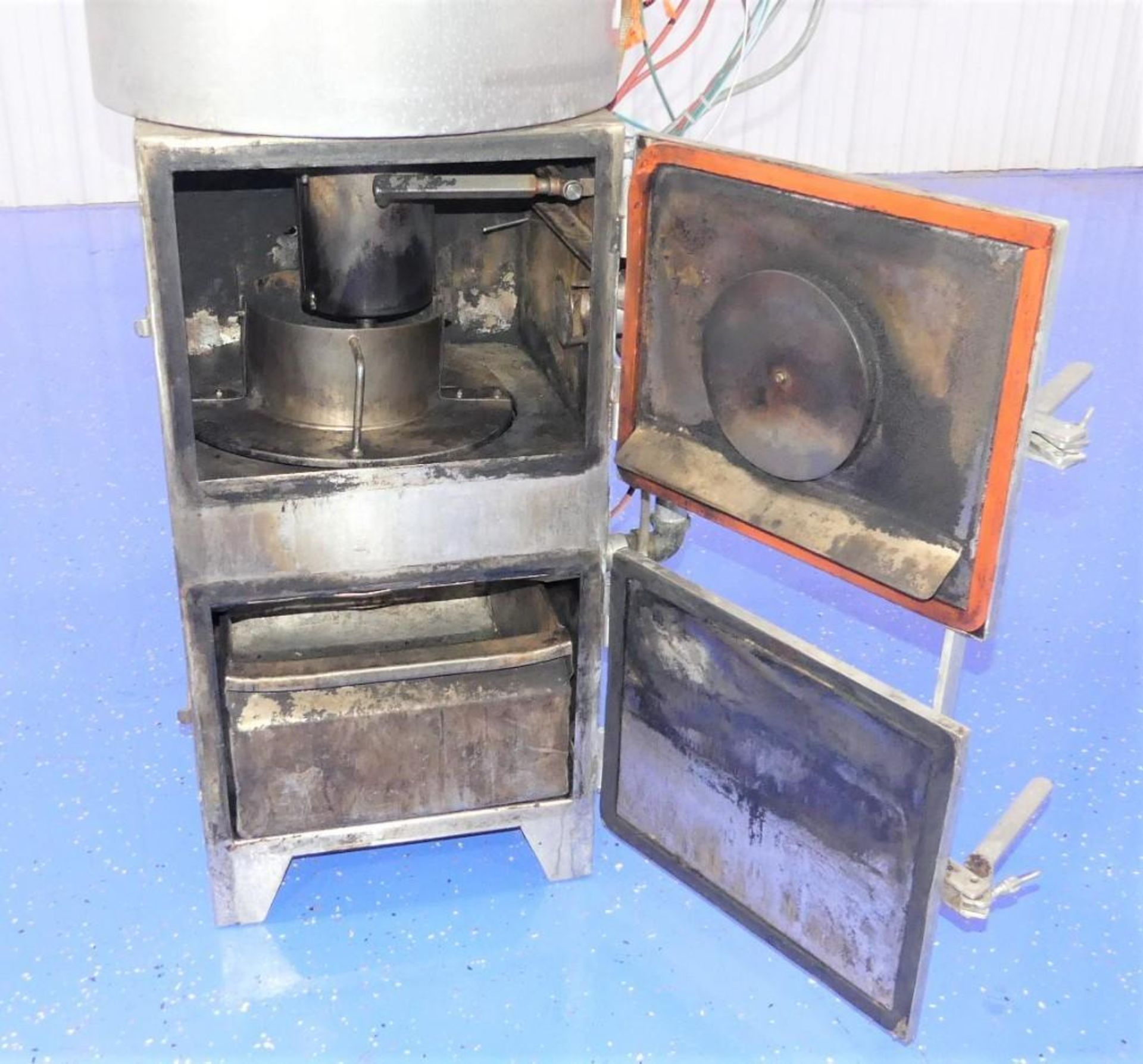 Schroeter Smoke Generator - Image 6 of 7