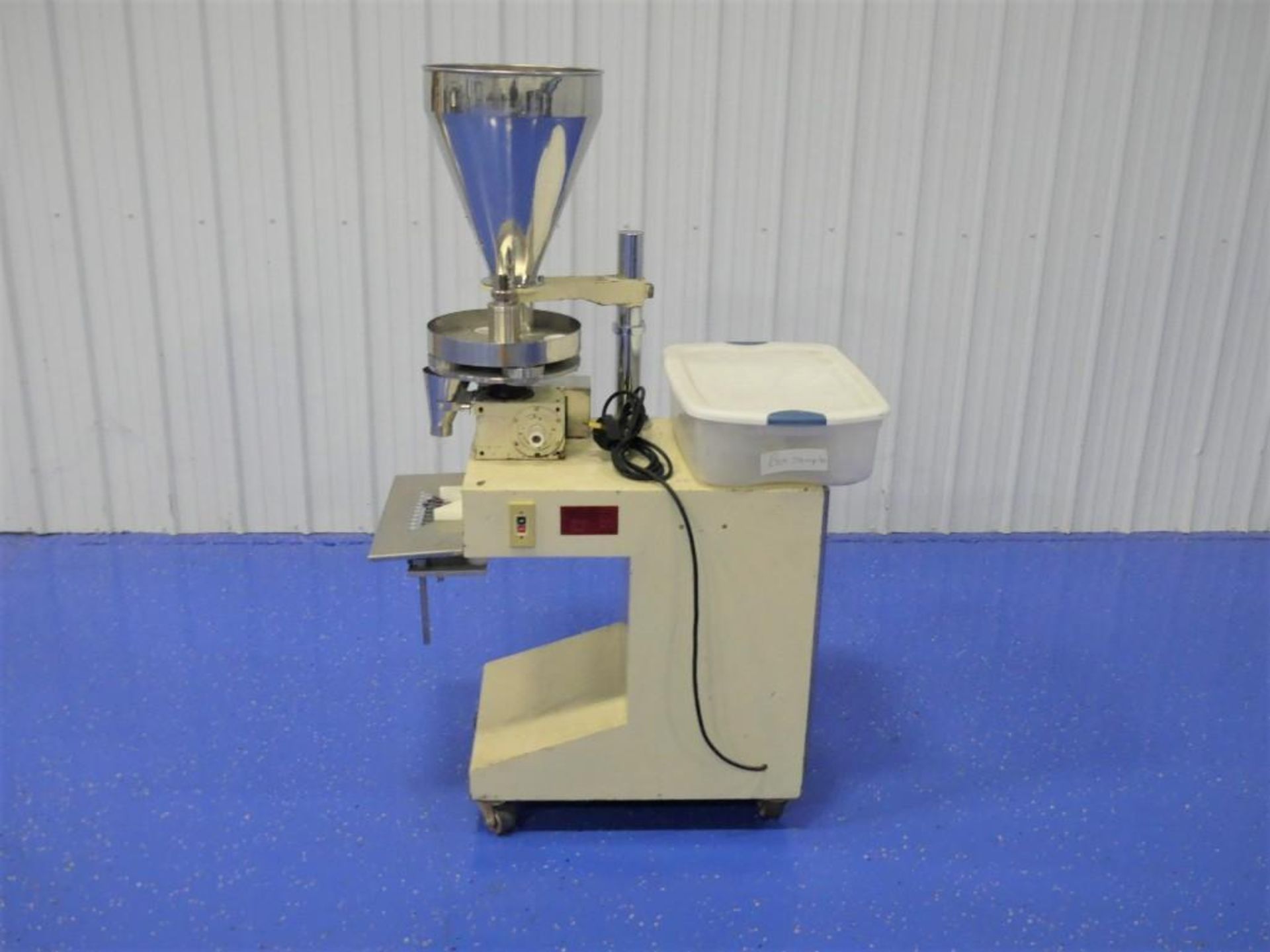 Sunshine Machinery SP-100 Rotary Cup Filler