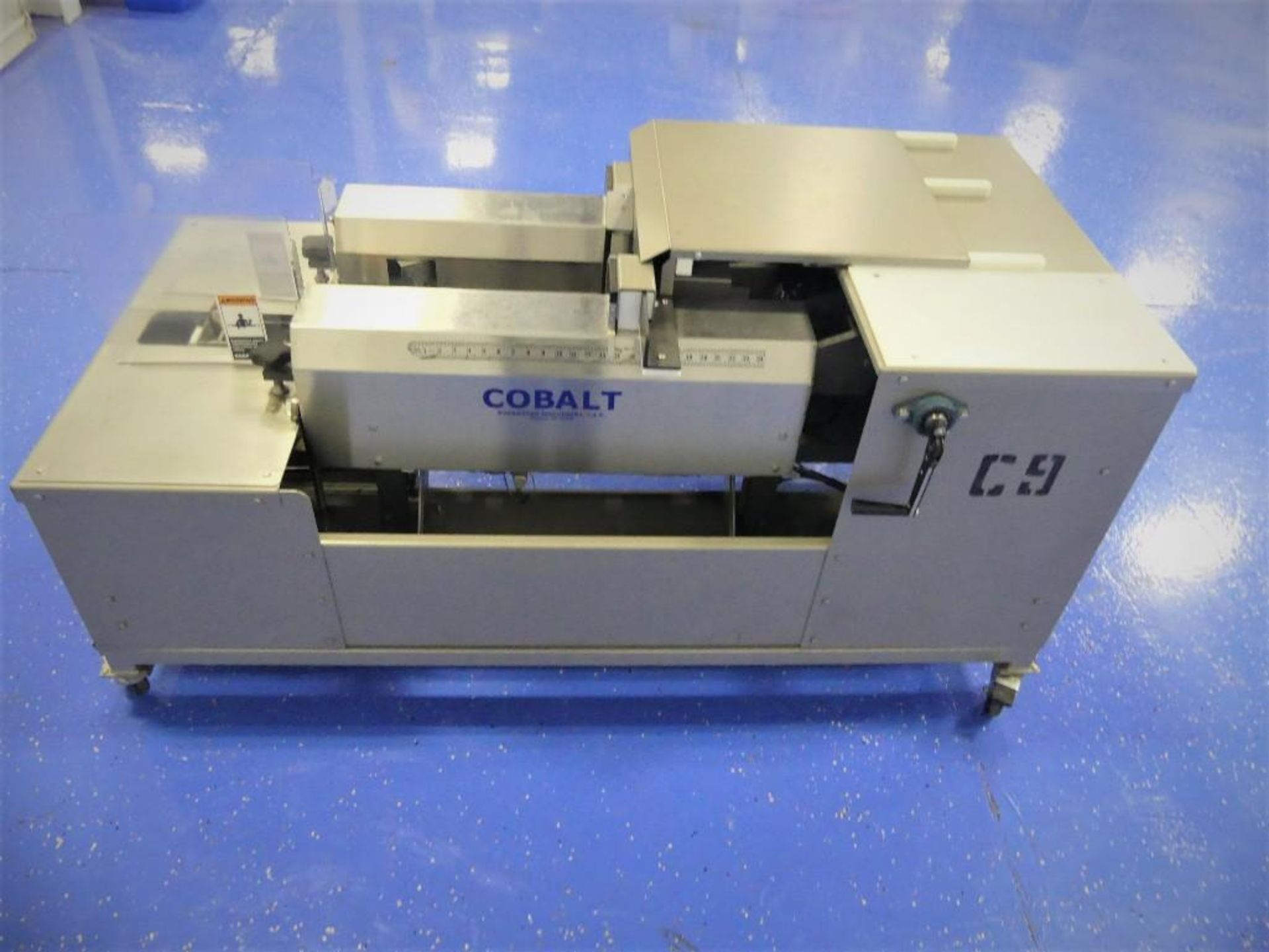 Cobalt 100 Series Semi-Automatic Case Former