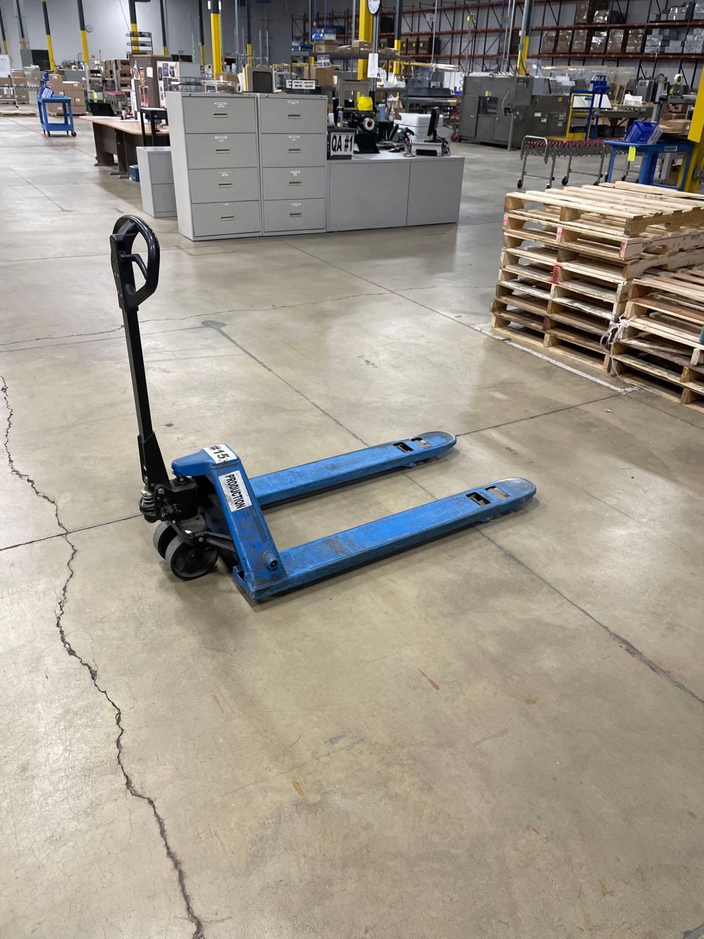 Blue Pallet Jack