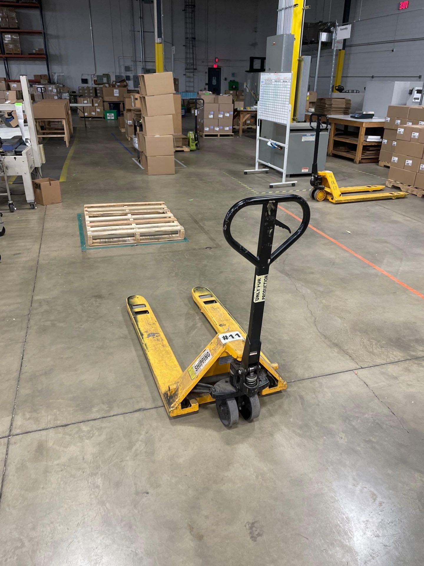 Yellow Pallet Jack - Image 6 of 6