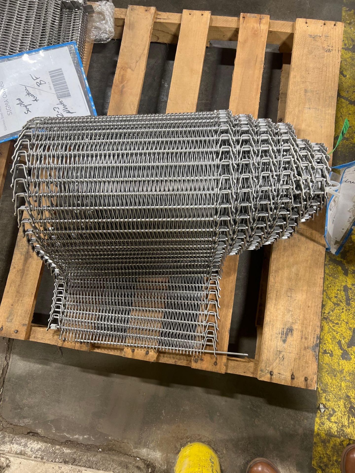 pallet of stainless steel conveyor belt - Image 2 of 3