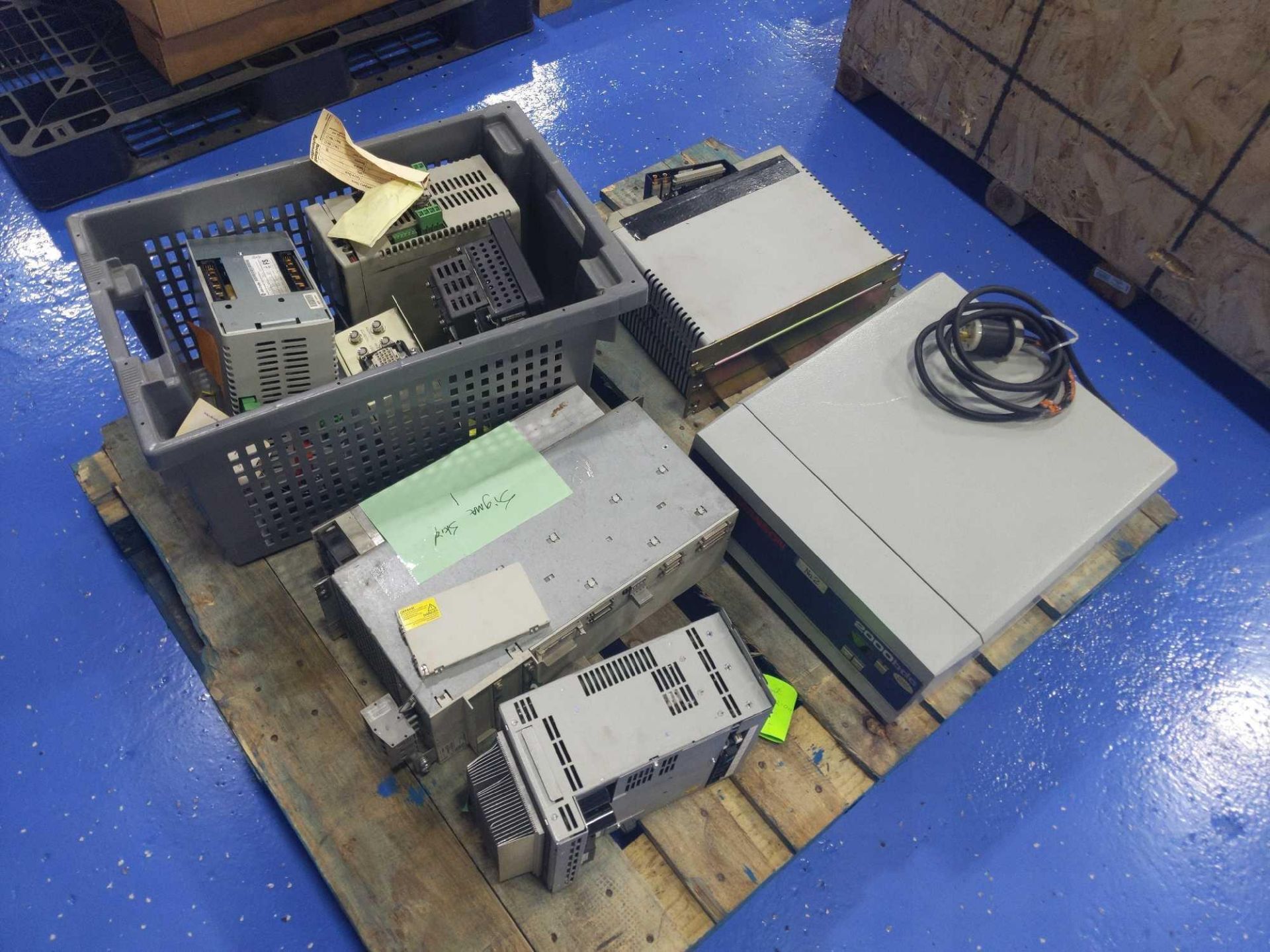 Pallet of Electronic Parts Including Allen Bradley - Image 4 of 16