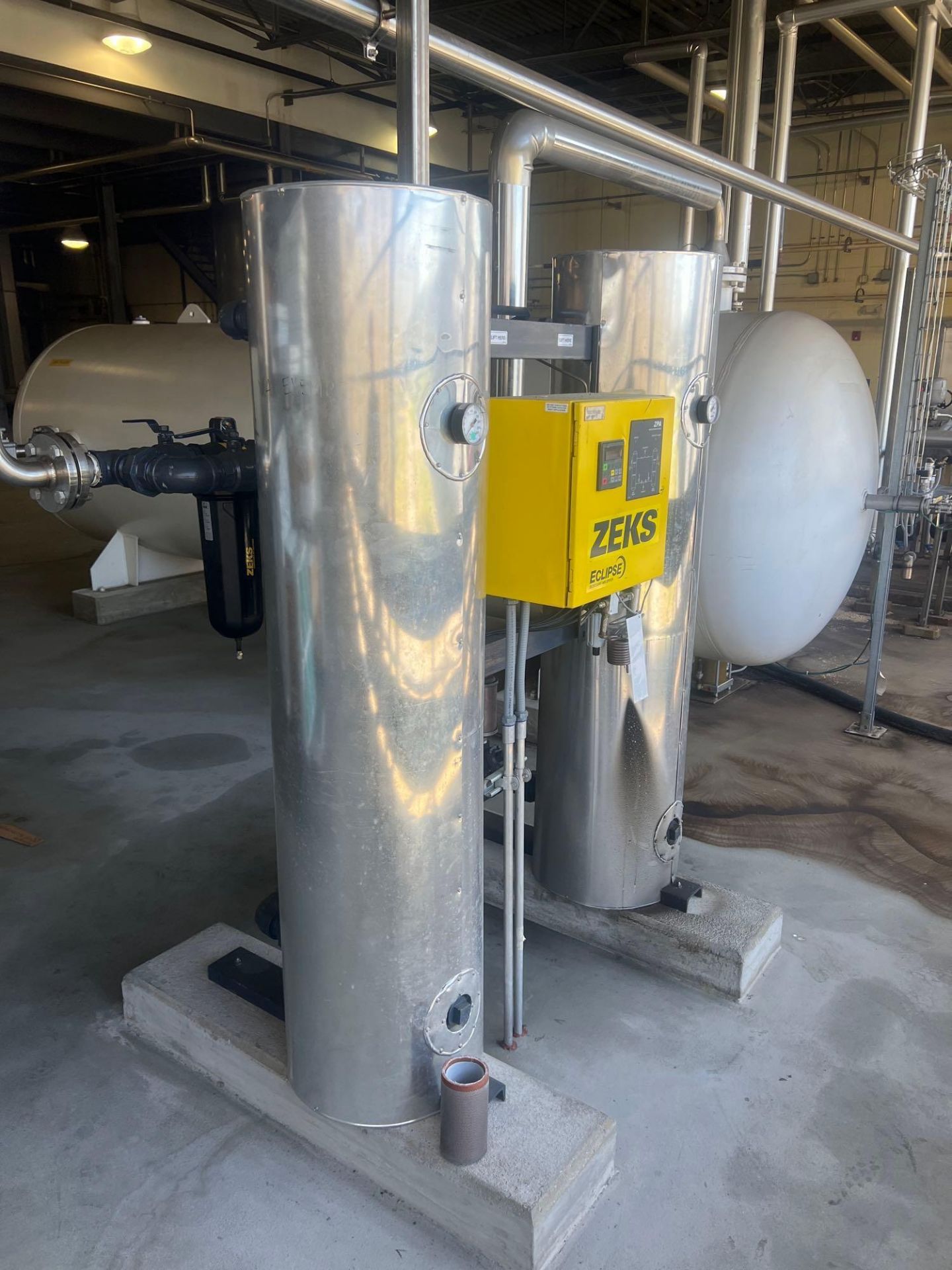 Zeks Eclipse Desiccant Air Dryer - Image 2 of 18