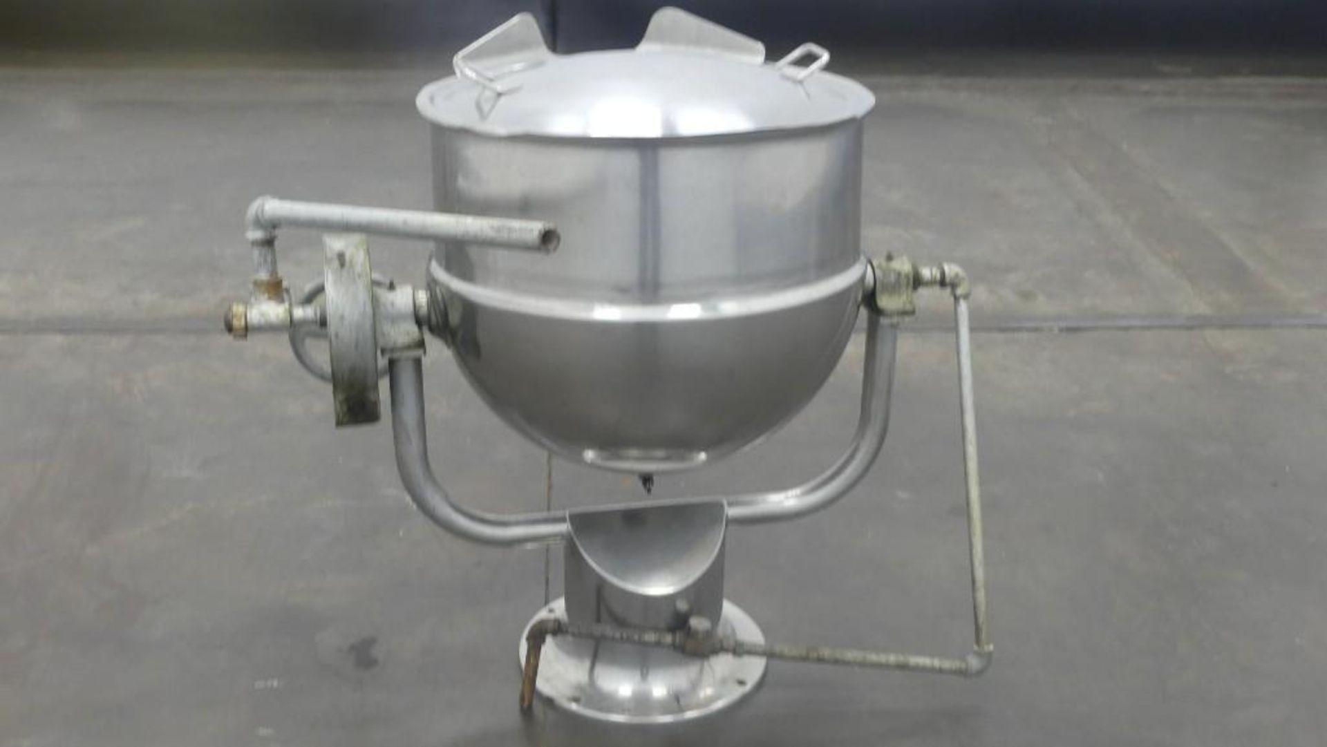 Groen D-30 30 gallon Half Jacketed Steam Kettle - Image 4 of 11