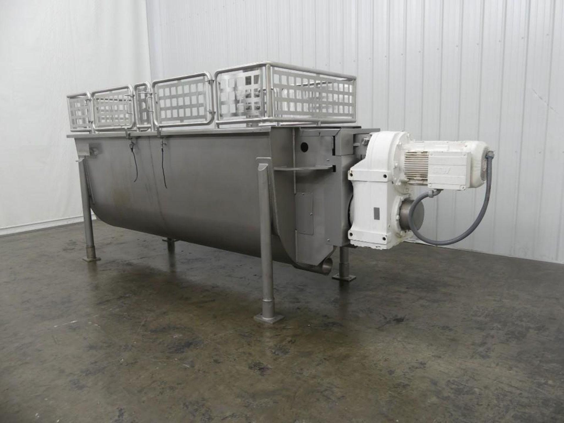 Stainless Steel Double Ribbon Blender 1000 Gallons - Image 7 of 16