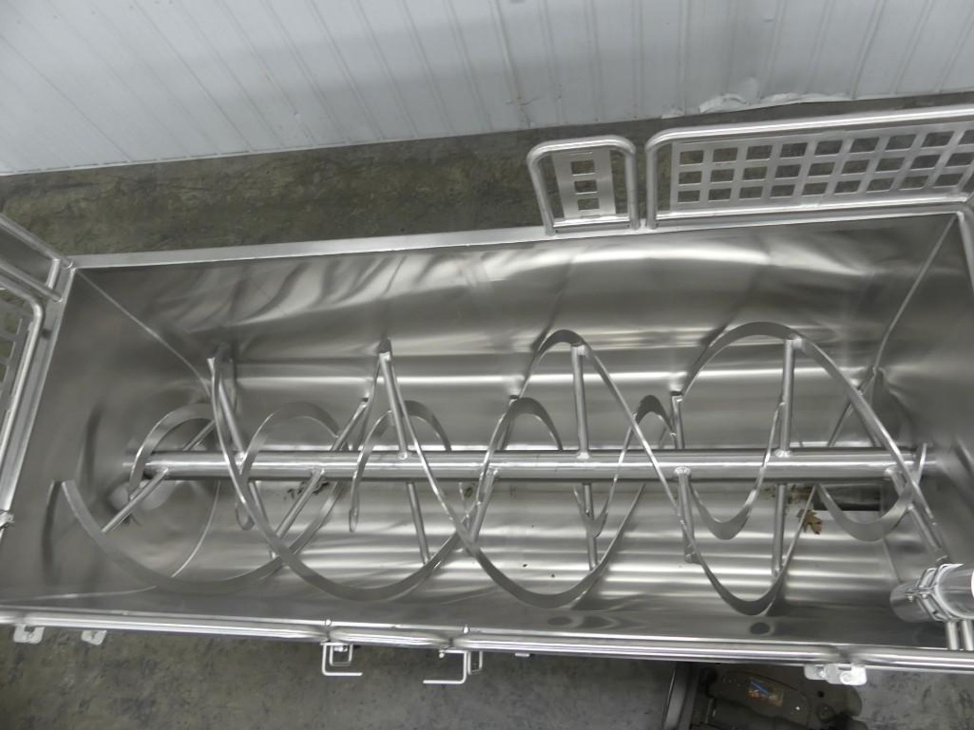 Stainless Steel Double Ribbon Blender 1000 Gallons - Image 2 of 16