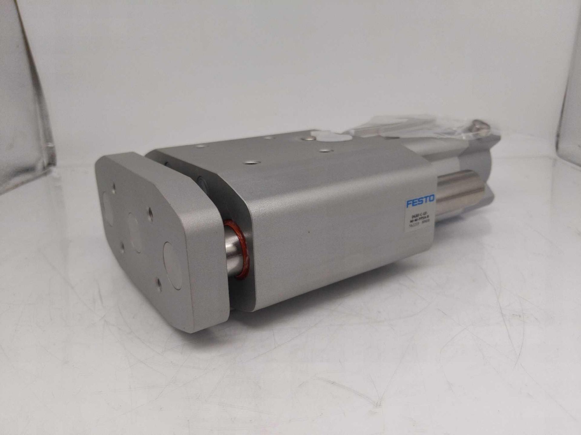 Cylinder Double Acting Guided Drive - Image 8 of 8