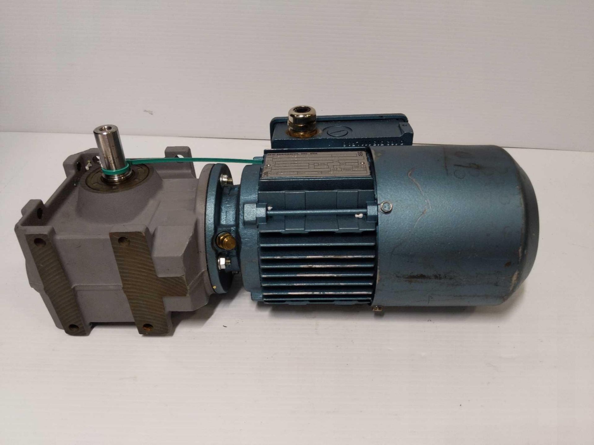 SEW-Eurodrive Gearmotor