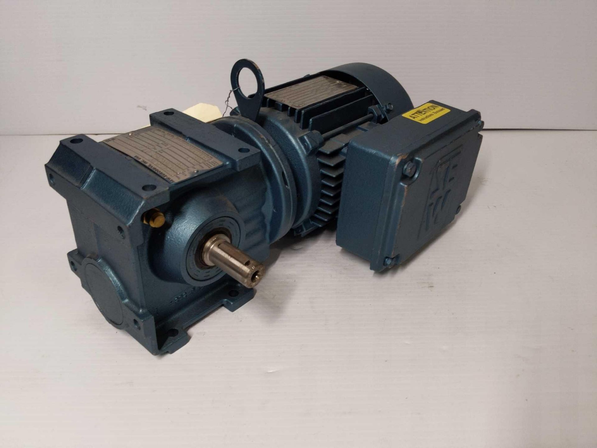 Motors with Gearboxes - Image 9 of 13