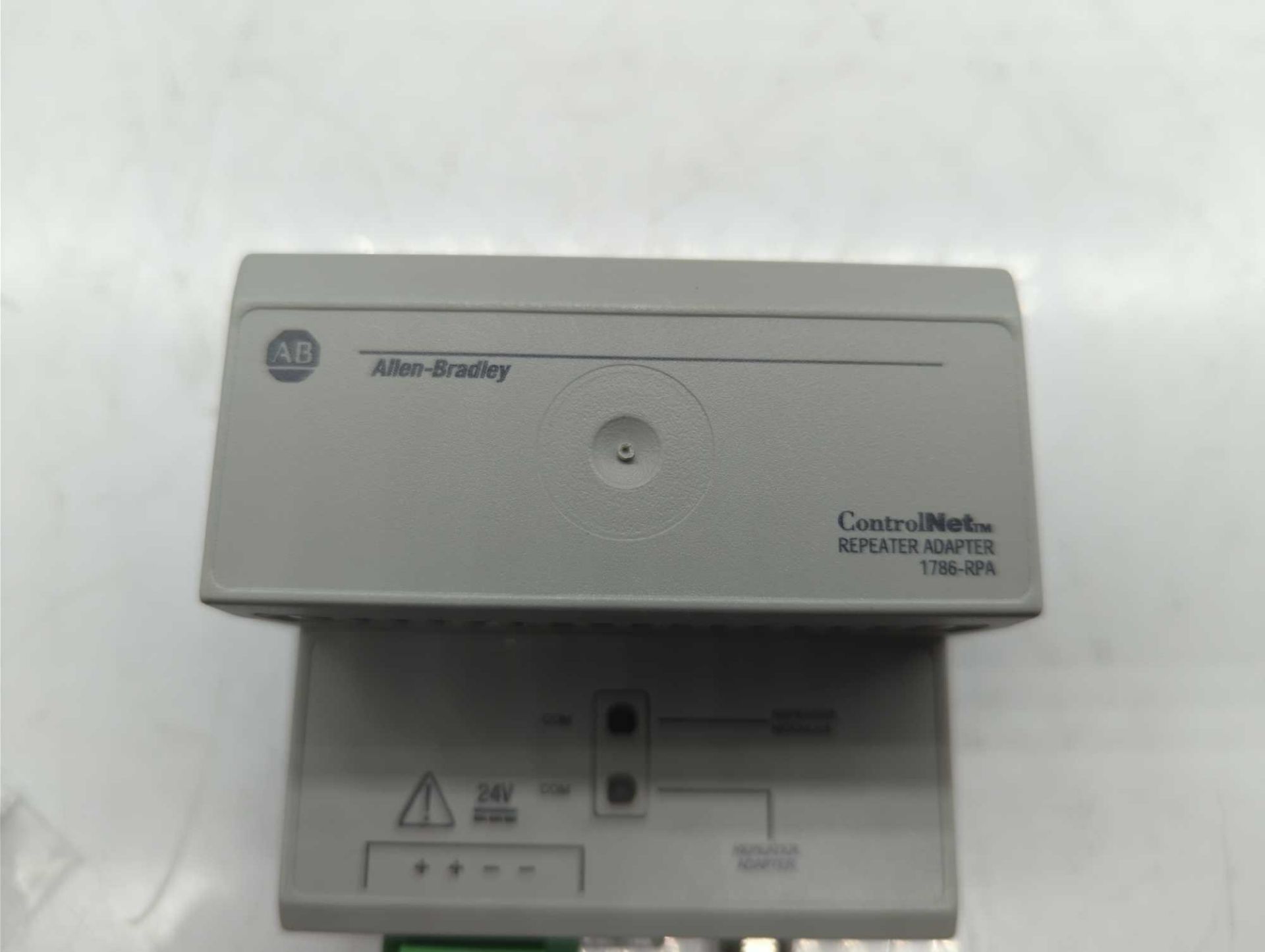 Allen Bradley Controlnet Modular Repeater Adapter - Image 4 of 7