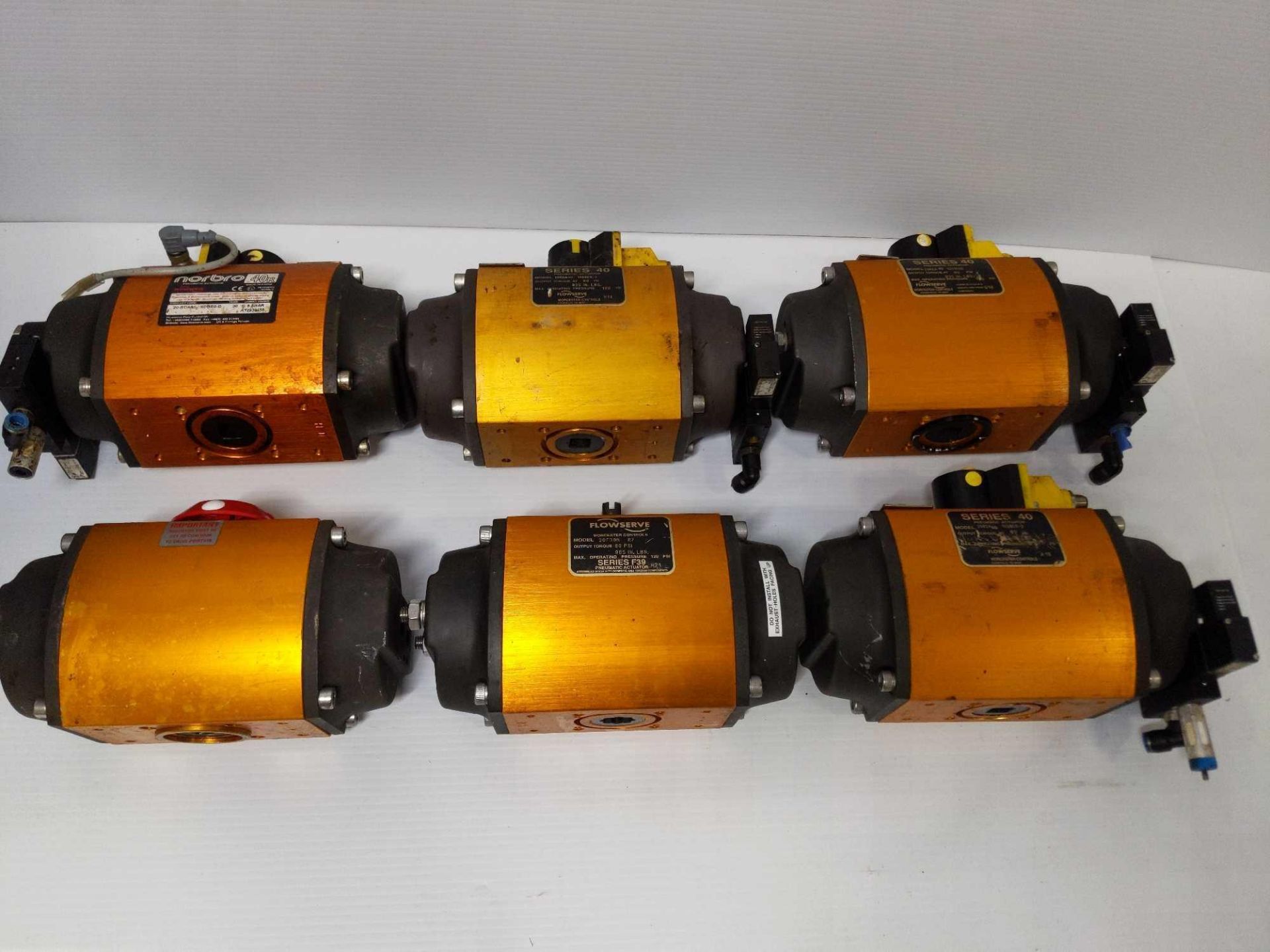 (6) Norbro Pneumatic Actuator