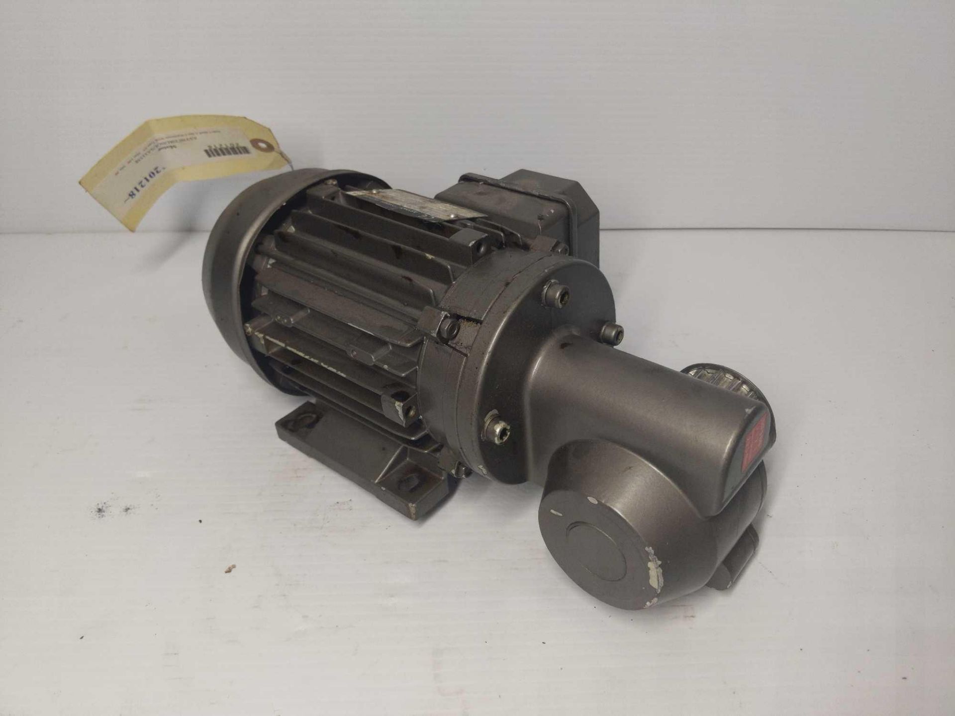 (2) Motor with Gearbox - Image 7 of 15