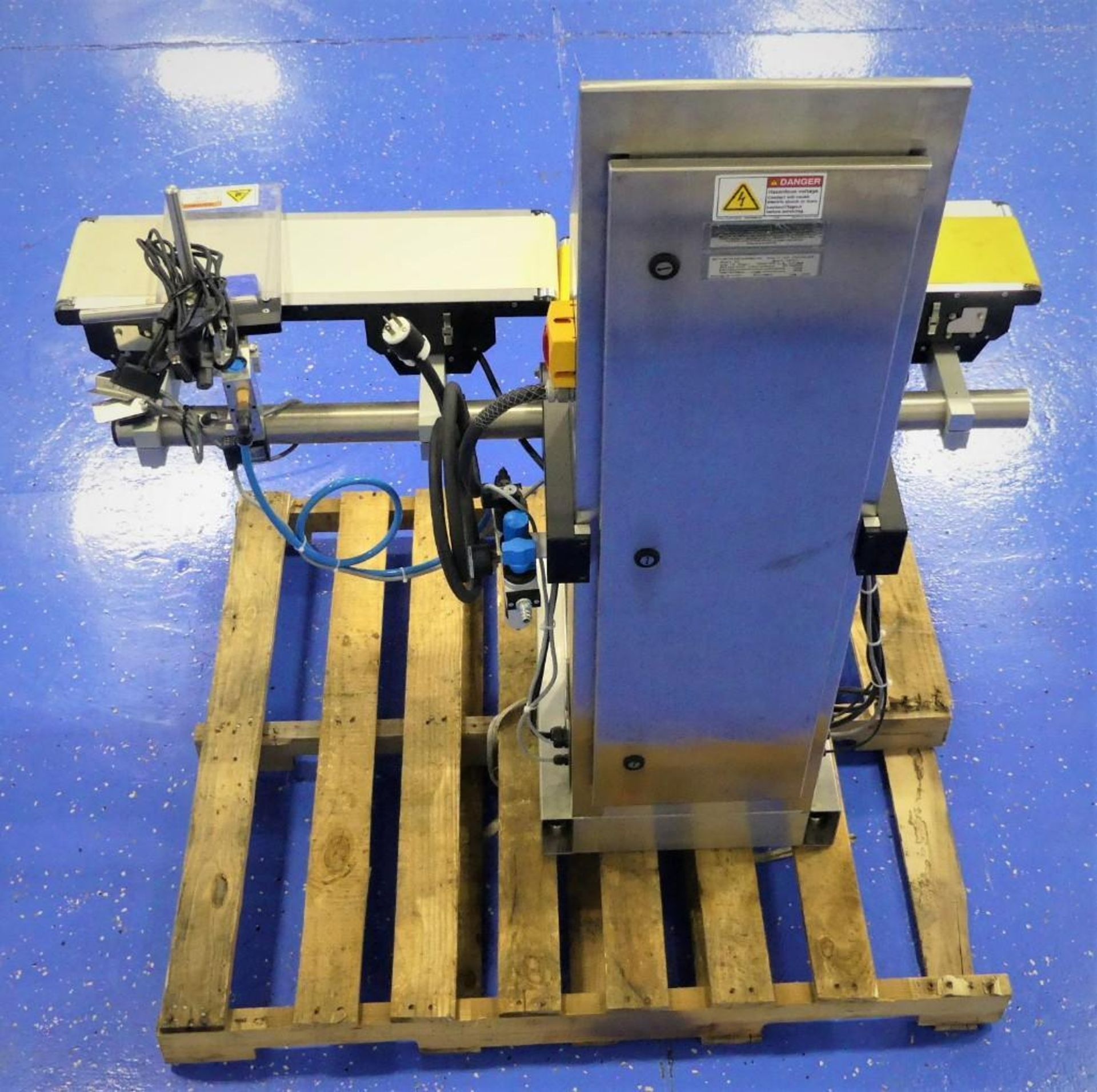 Mettler Toledo XE2 3-Belt Checkweigher - Image 4 of 14