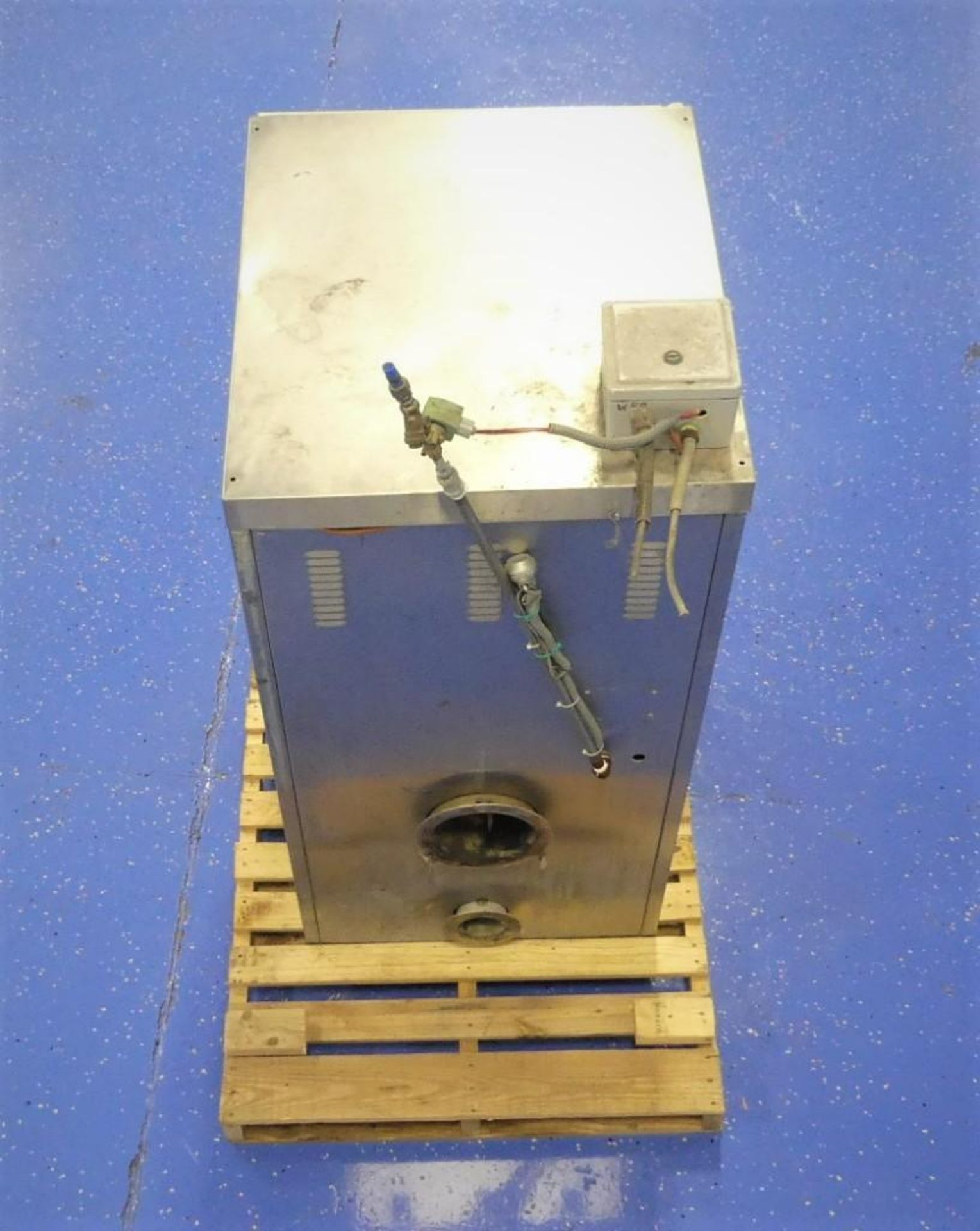 Smoke Generator - Image 4 of 6