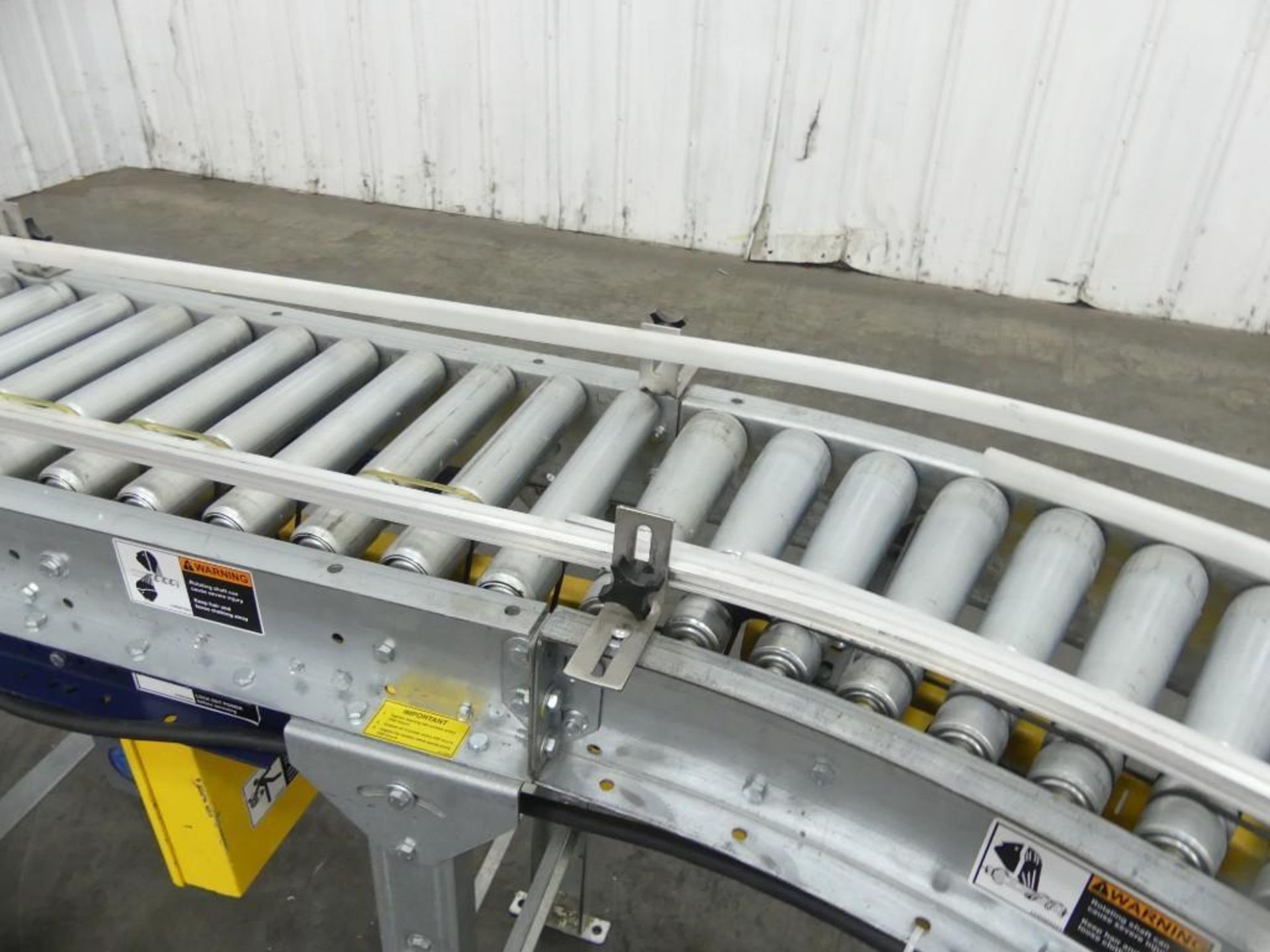 Hytrol Lineshaft Roller Conveyor 15' L x 9.5 W - Image 4 of 8