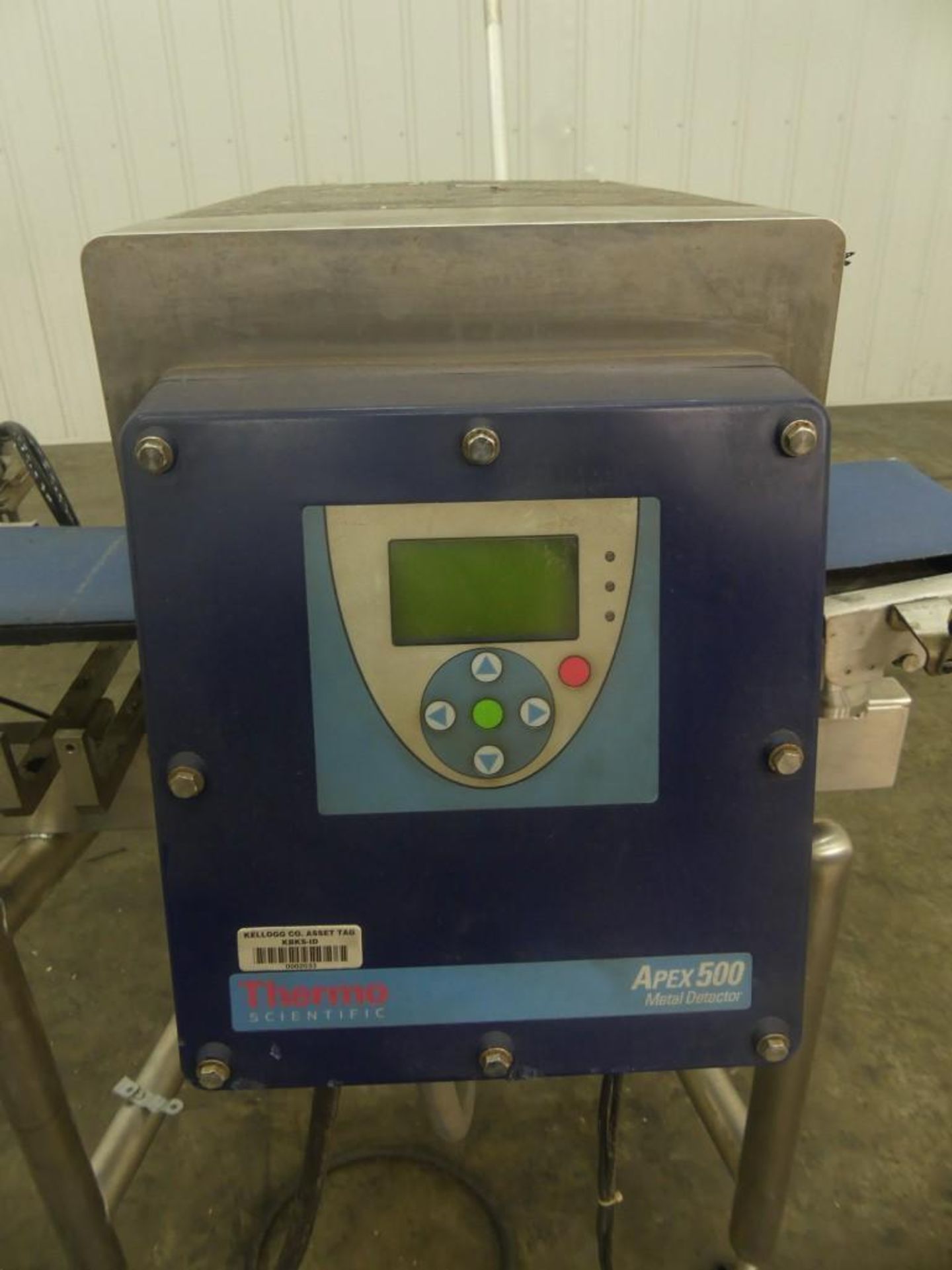 Thermo Apex 500 6 In High x 13 In W Metal Detector - Image 5 of 14
