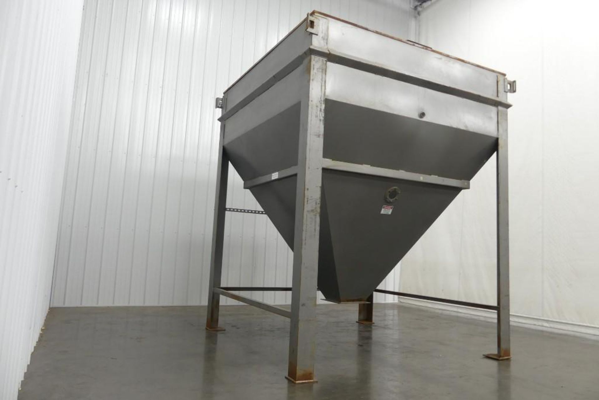 Mild Steel Hopper 280 Cubic Feet Capacity - Image 2 of 8