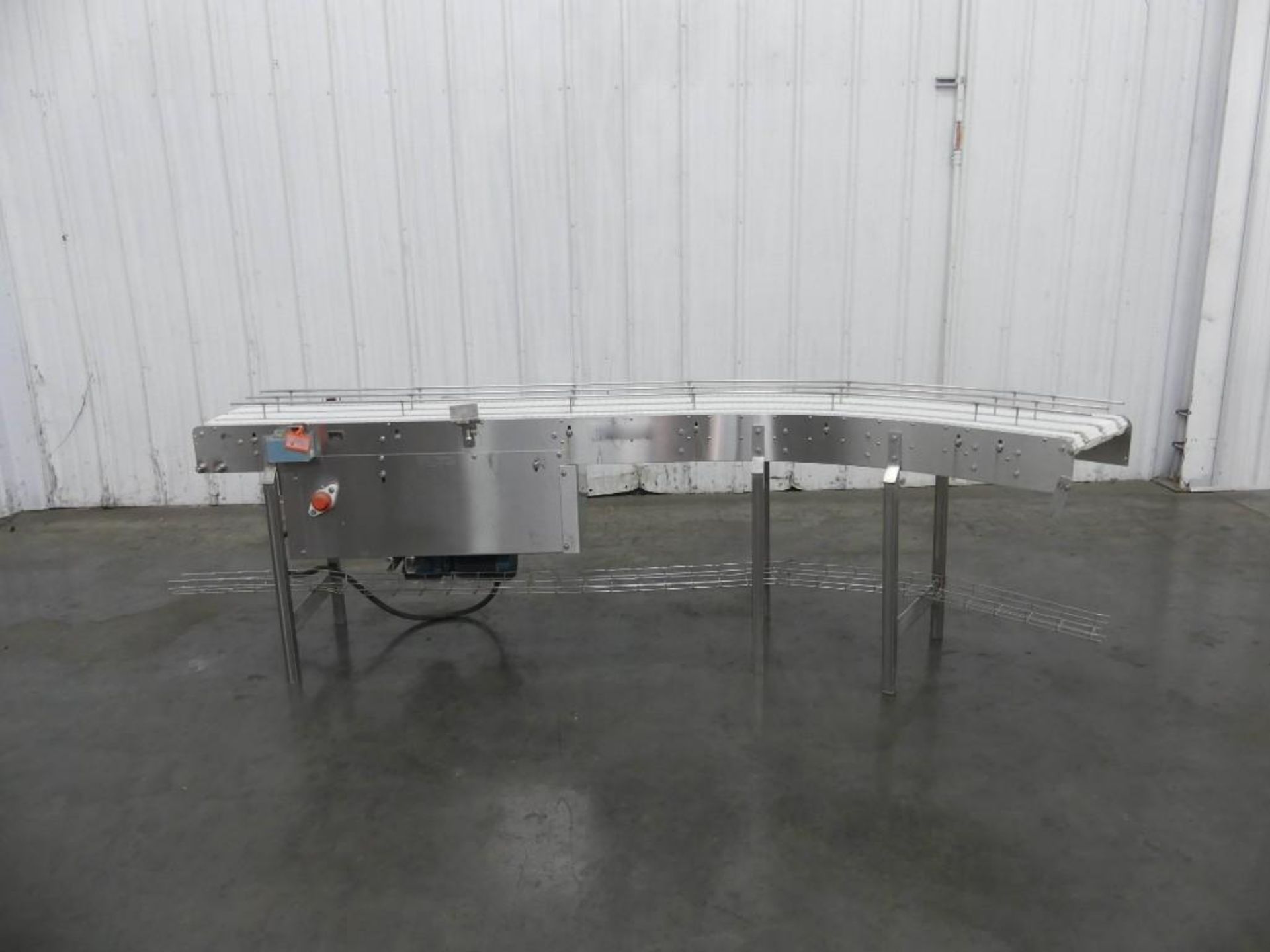 Keenline 4-Lane 45 Degree Turn Mat-Top Conveyor - Image 3 of 10