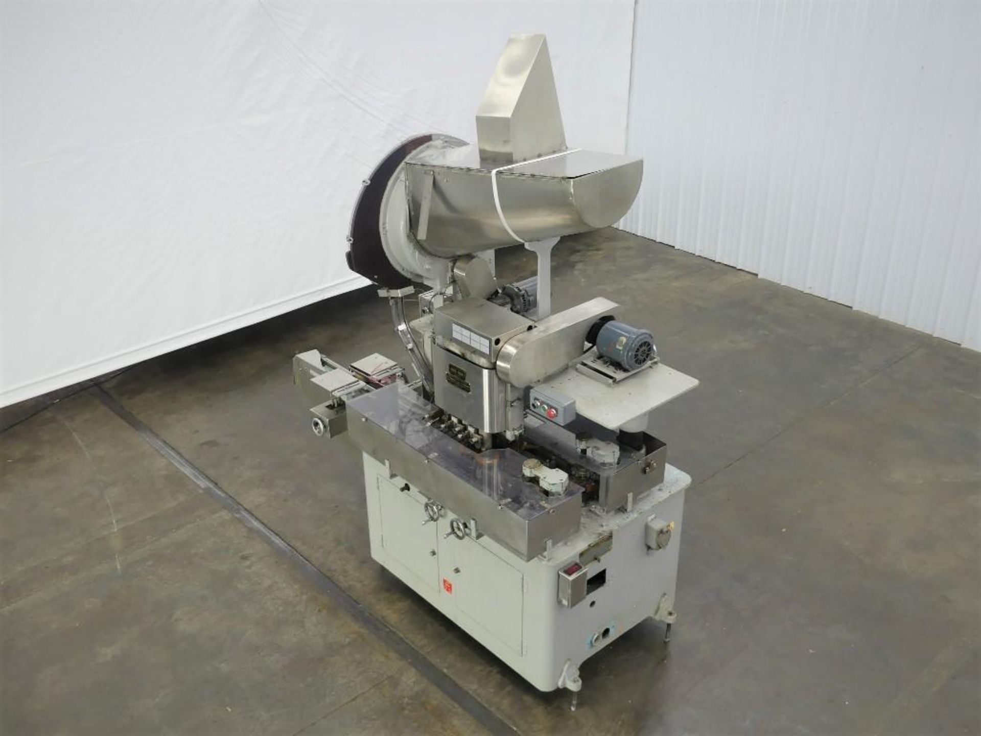 Resina U 30 699 In-Line 4 Spindle Capper - Image 4 of 20