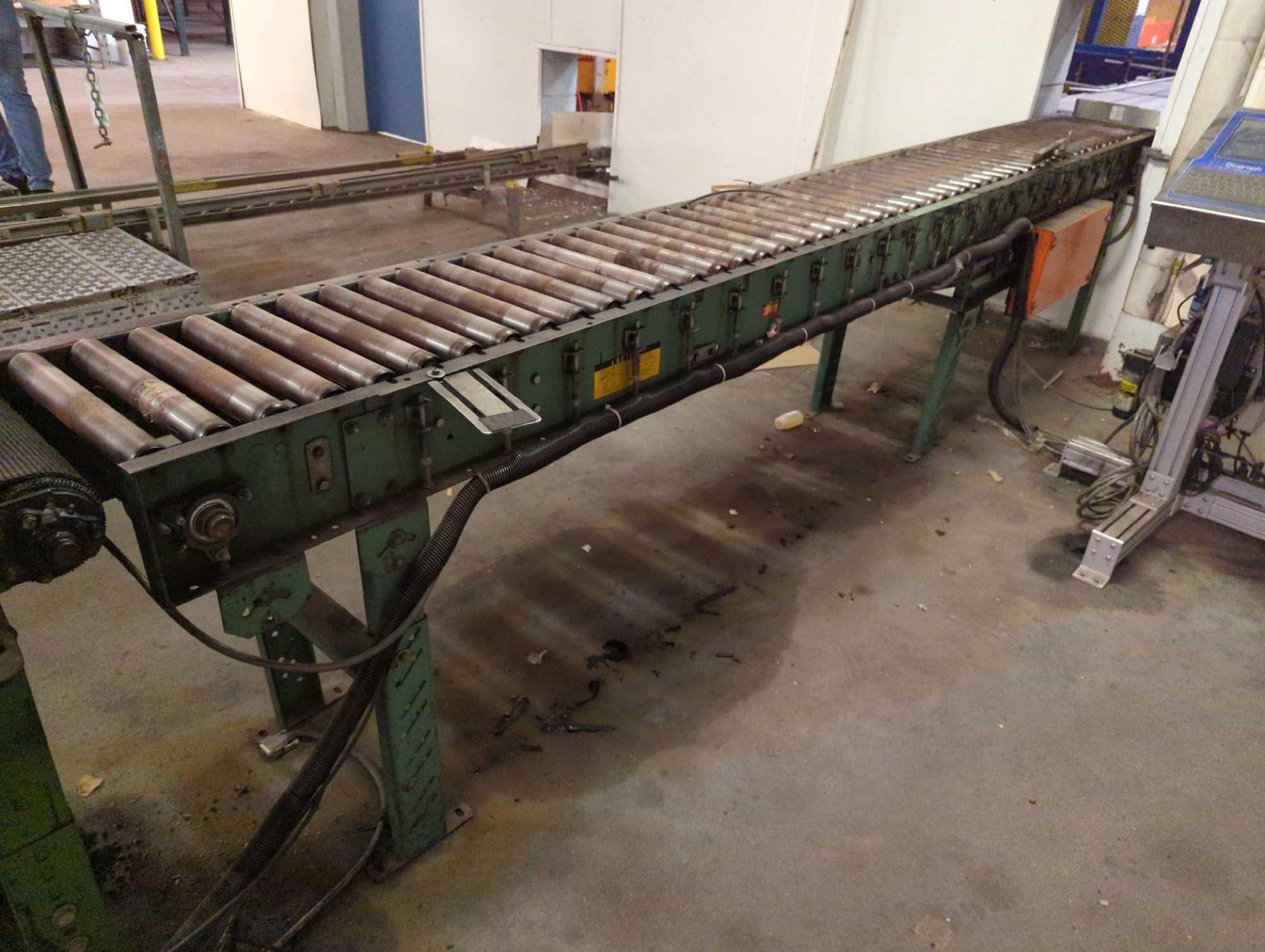 165" L x 15" W Roller Conveyor