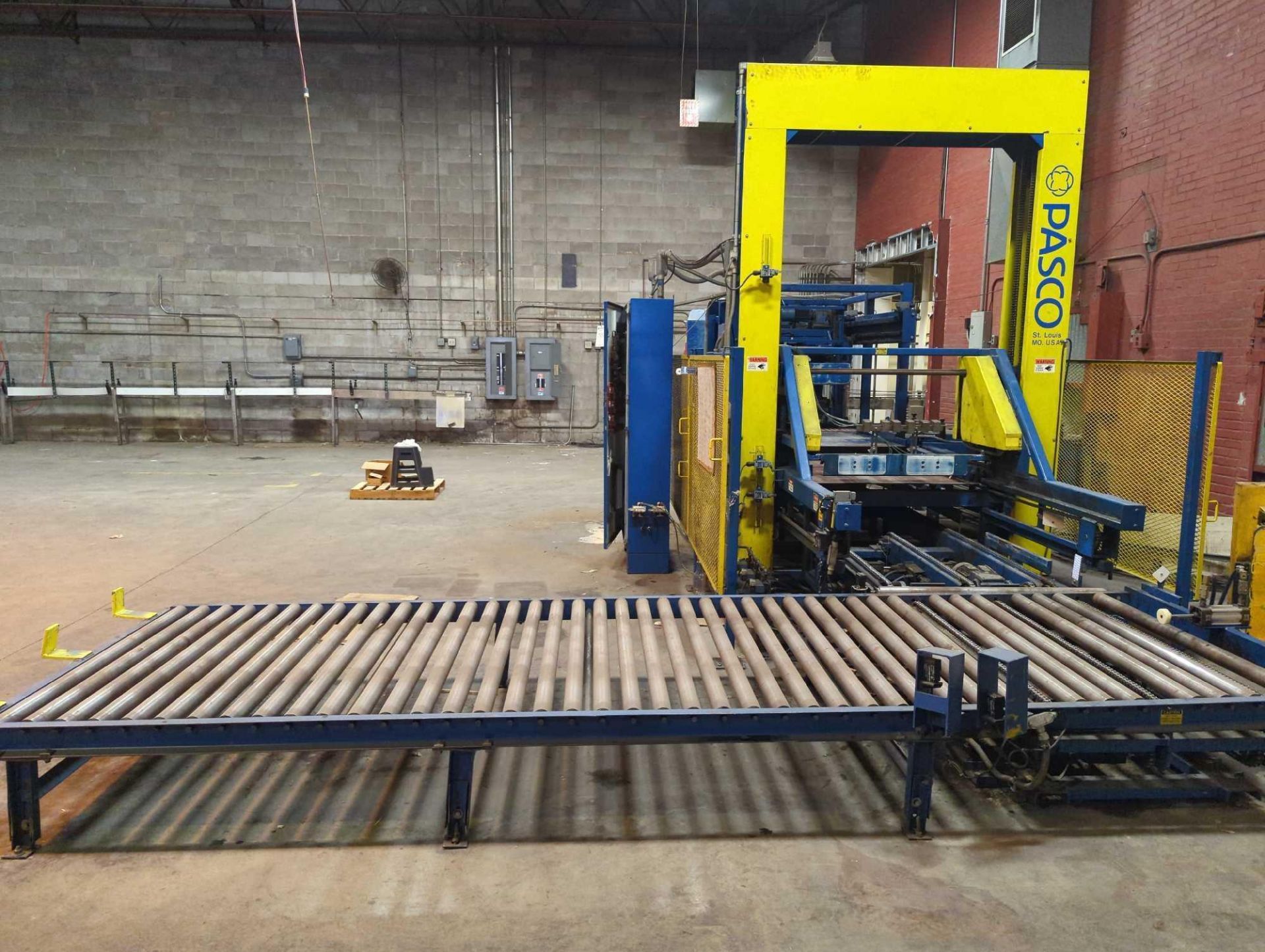 Pasco 6650 Low Level Infeed Palletizer - Image 11 of 33