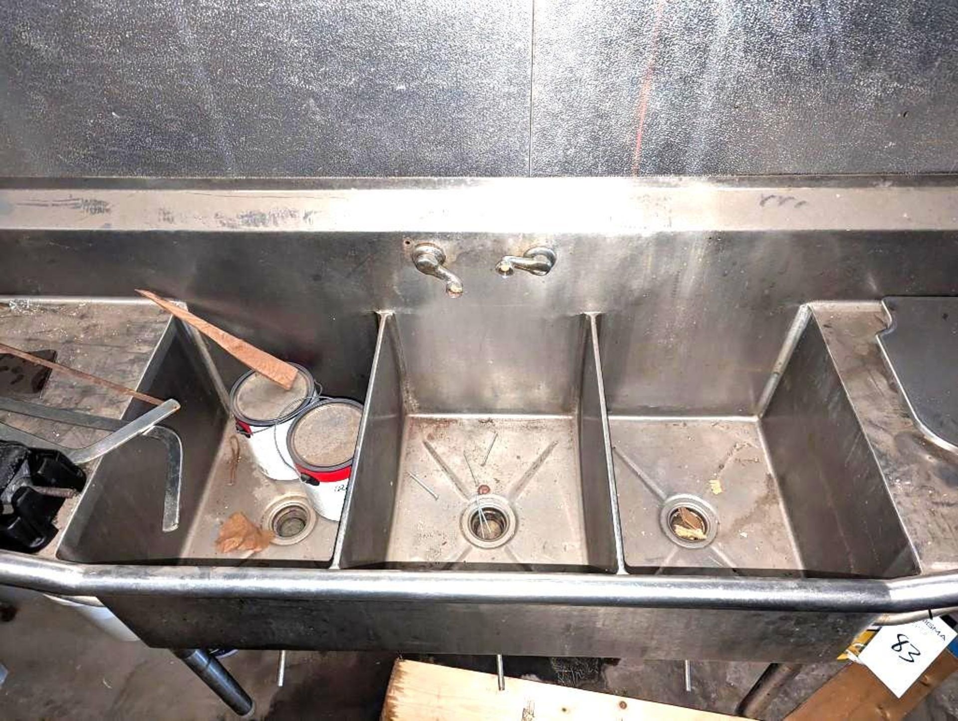 3 Compartment Stainless Steel Sink with 2 Drainboards - Image 3 of 3