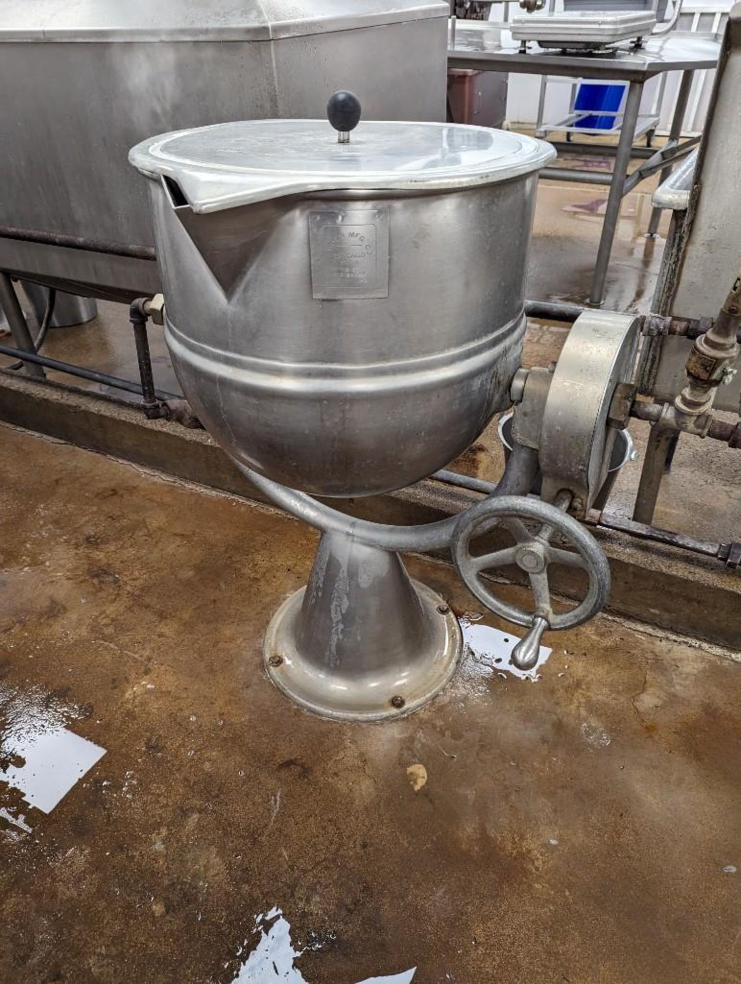 Groen D20 40 Gallon Stainless Steel Tilting Kettle - Image 5 of 5