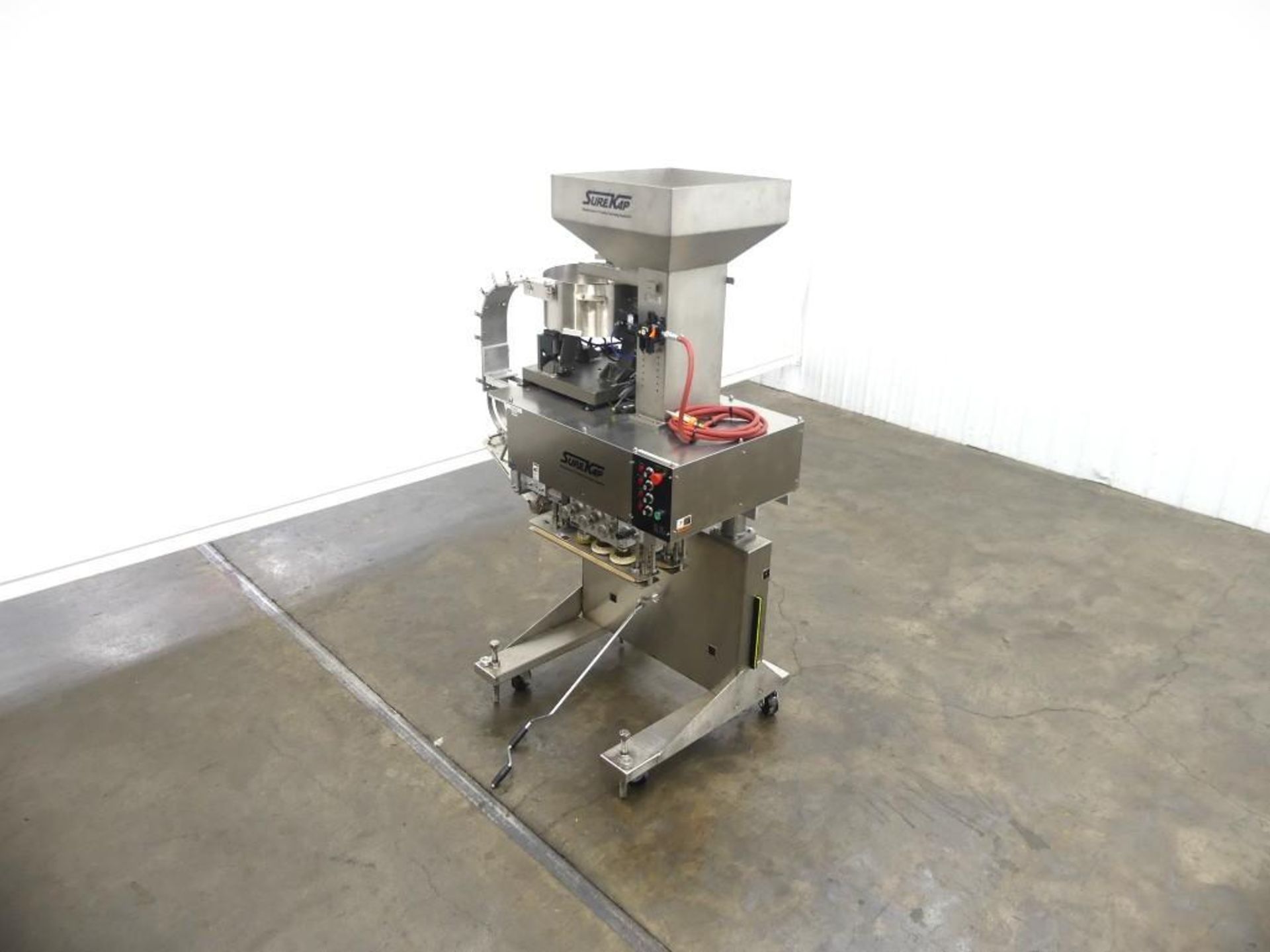 SUREKAP SK6000-18 Fully Automatic Spindle Capper - Image 3 of 11