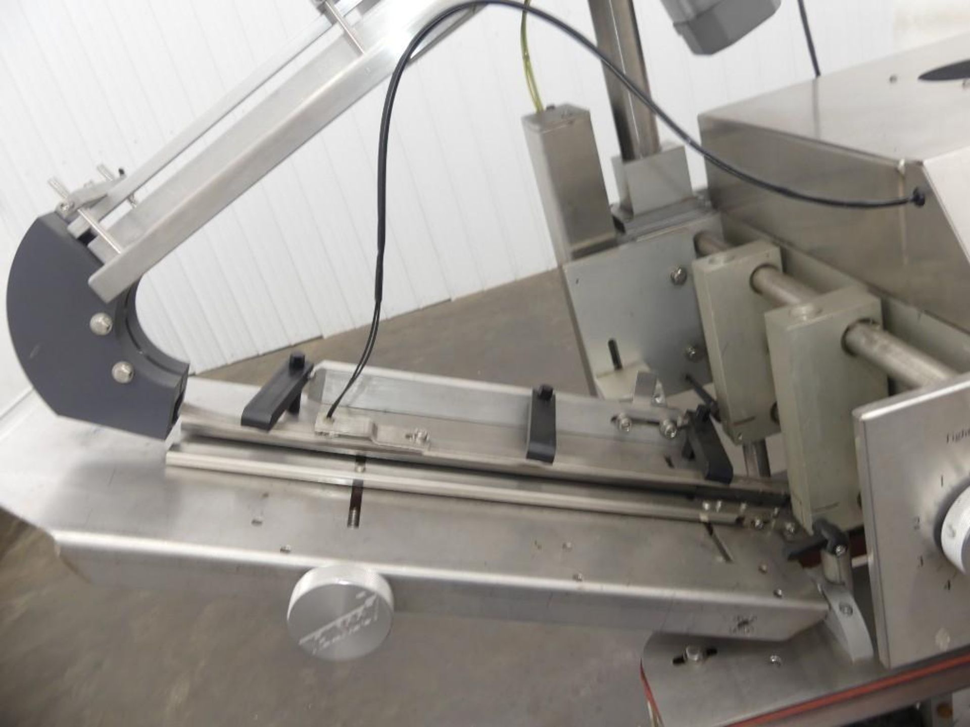 Accutek Stainless Steel 6 Spindle Capper - Image 8 of 12
