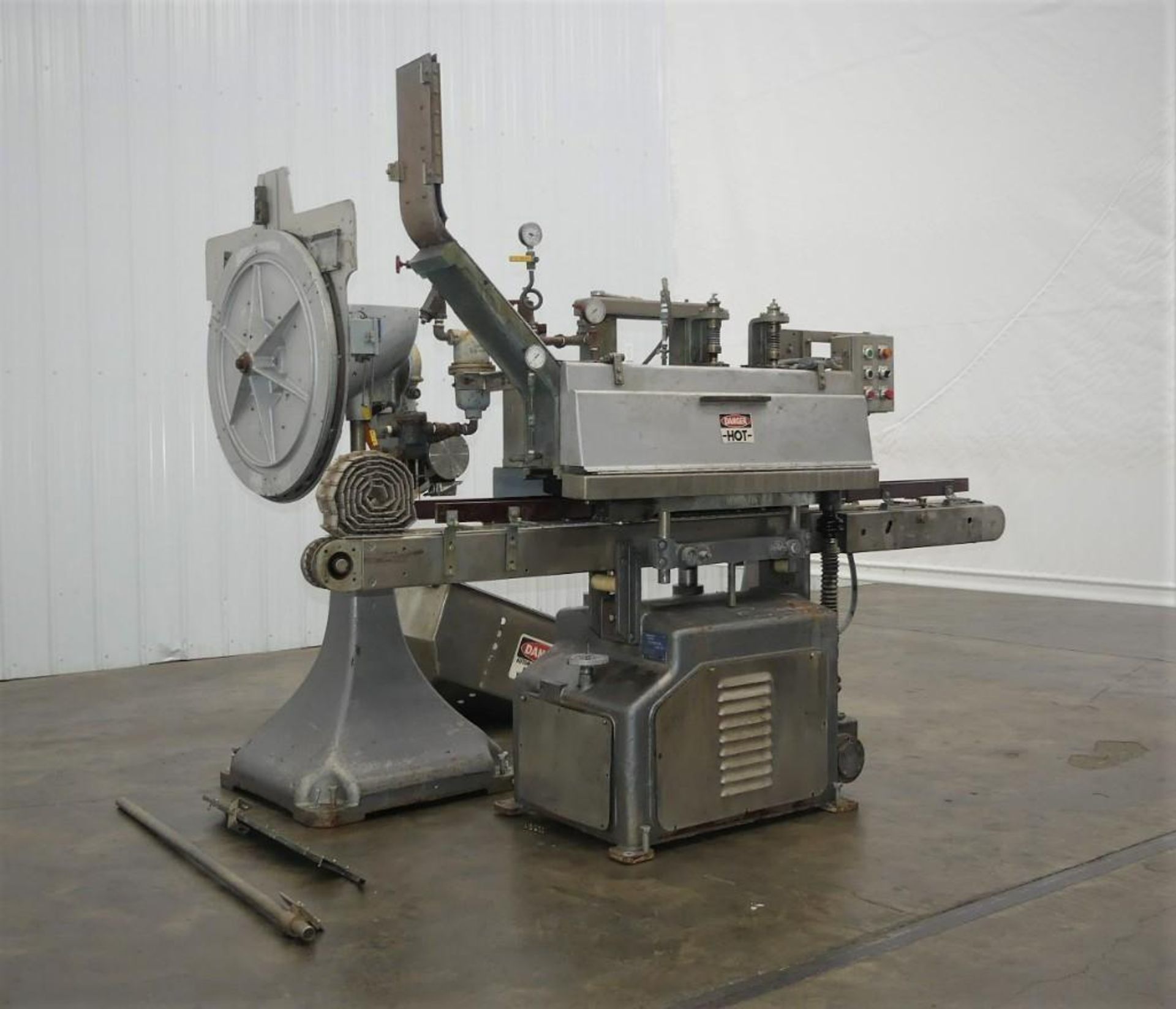 Diversified Capping Equipment Steam Capper - Image 5 of 14