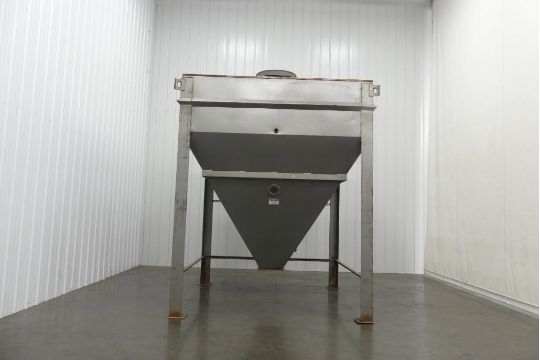 Mild Steel Hopper 280 Cubic Feet Capacity - Image 1 of 9