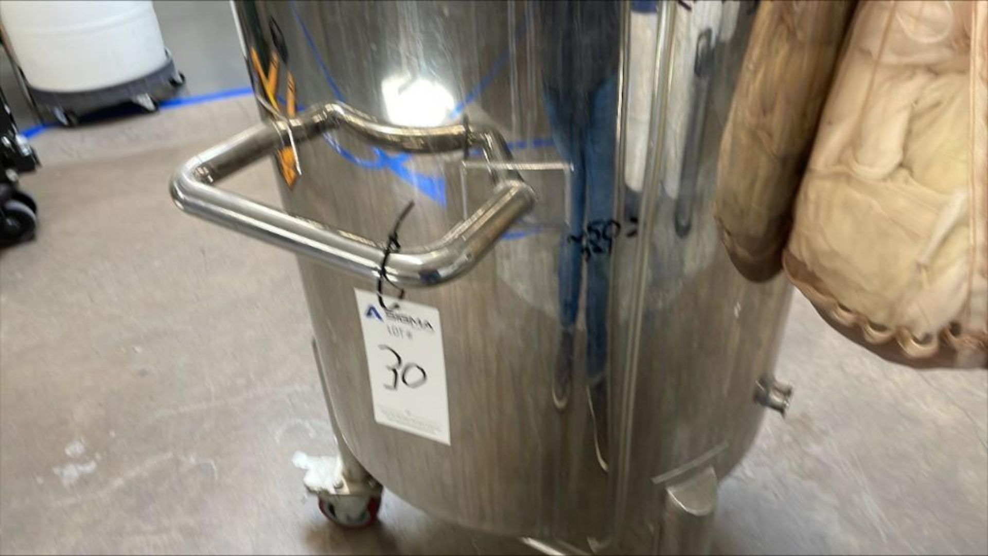 100 Gallon Conical Fermentor - Image 5 of 7