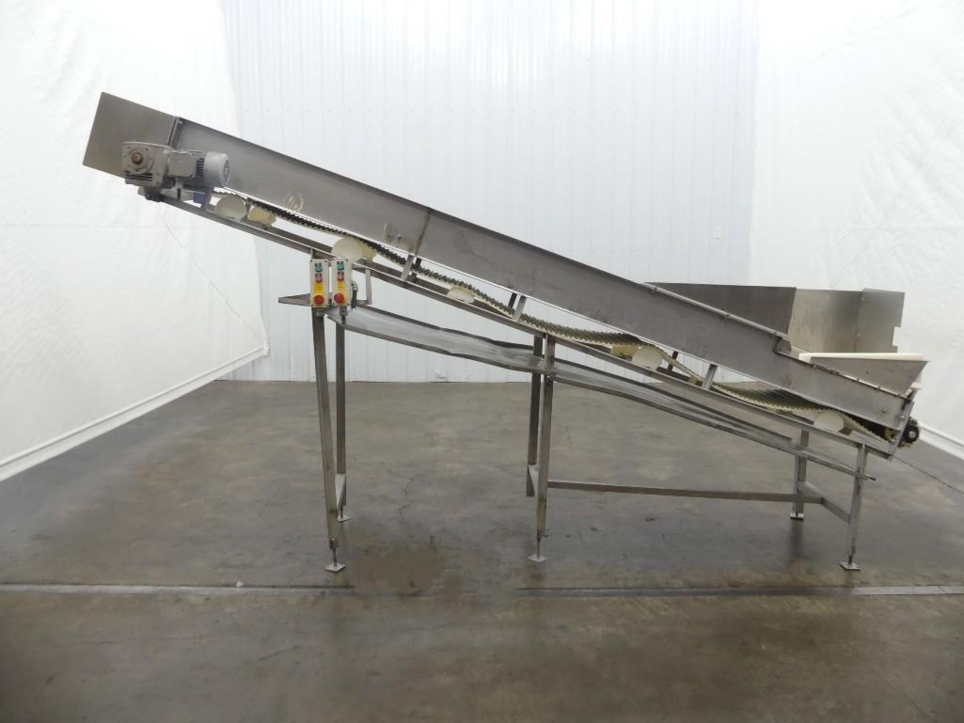 Cleated Incline Conveyor 82 Inch Discharge - Image 6 of 8