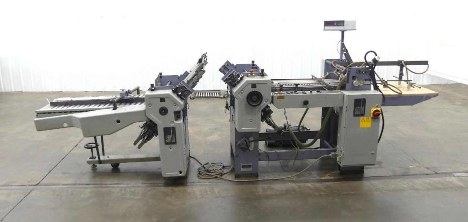 Stahl F 50A Paper Folding Machine - Image 2 of 10