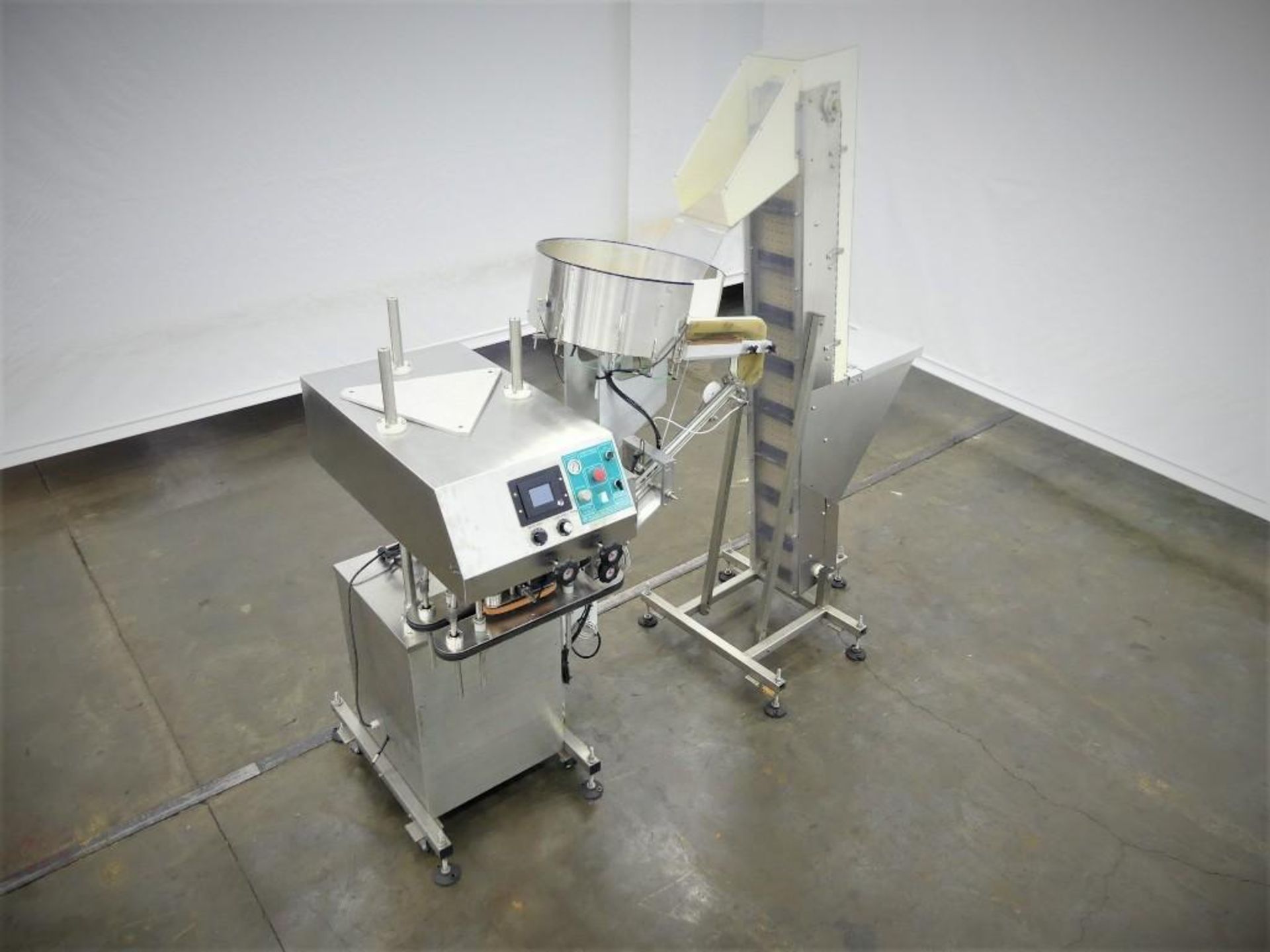 Inline Filling Systems Computorque Automatic Capping System - Image 2 of 15