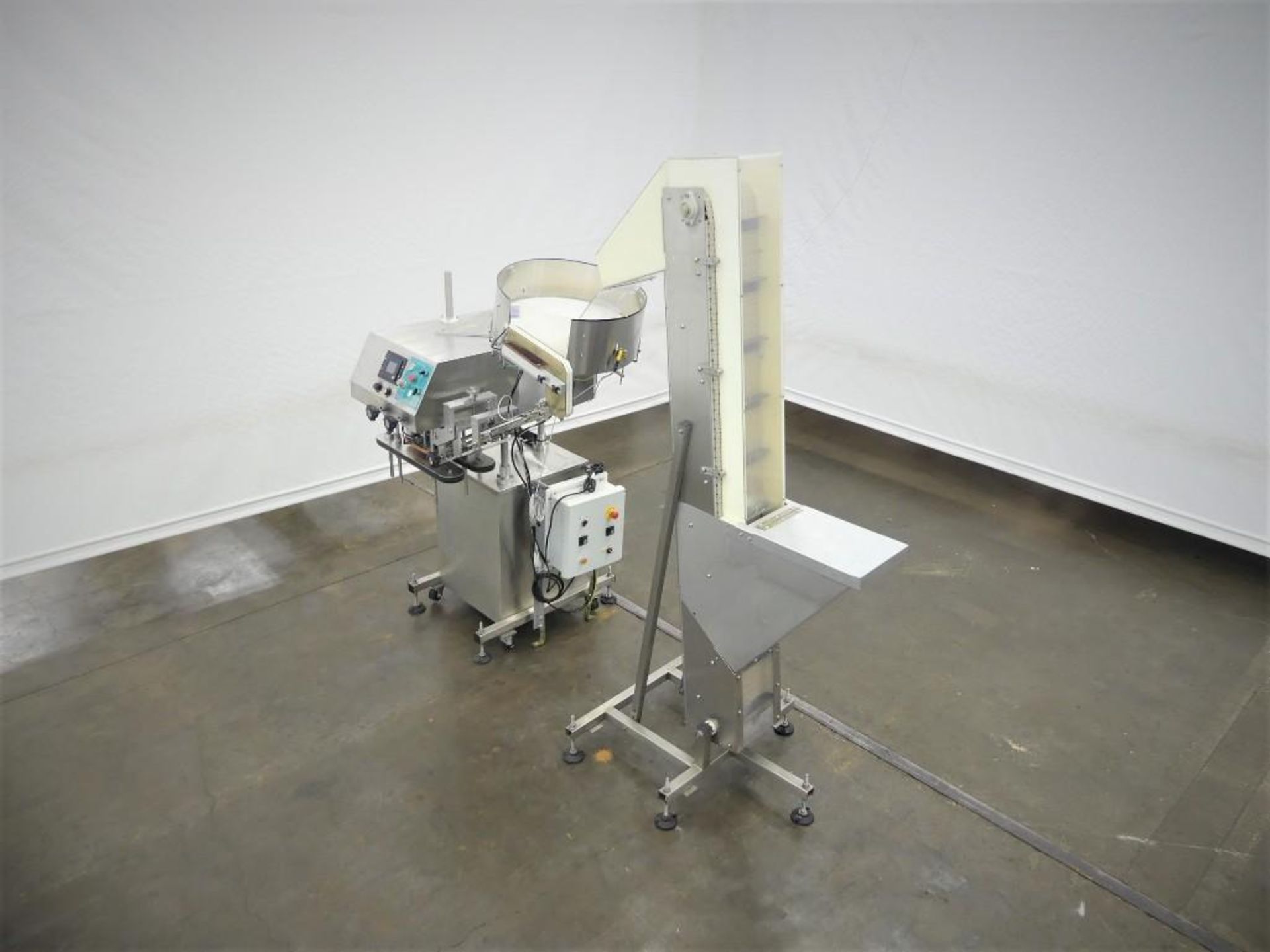Inline Filling Systems Computorque Automatic Capping System - Image 3 of 15