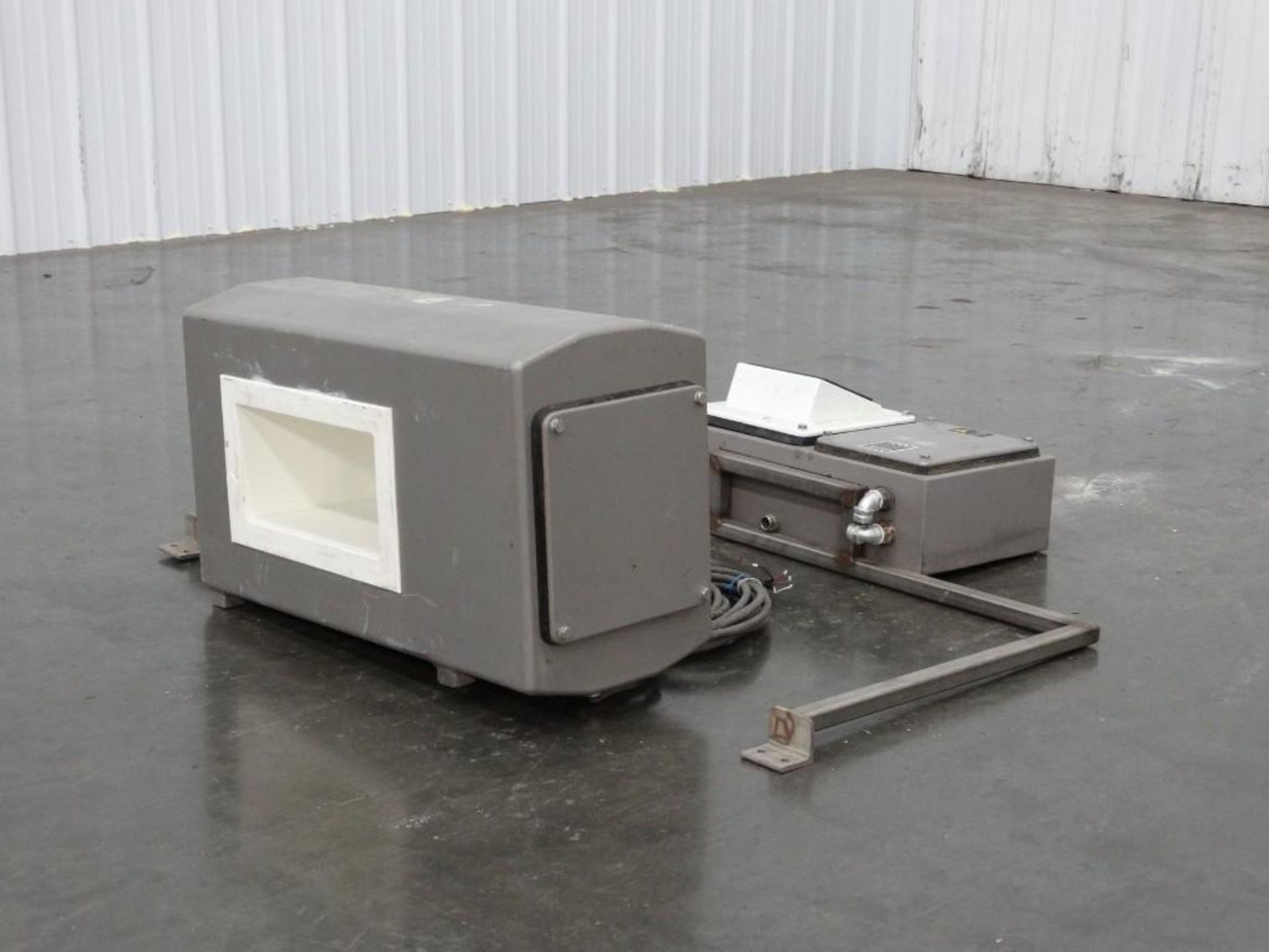 Safeline Metal Detector Head 12" Wide x 5" High - Image 2 of 5