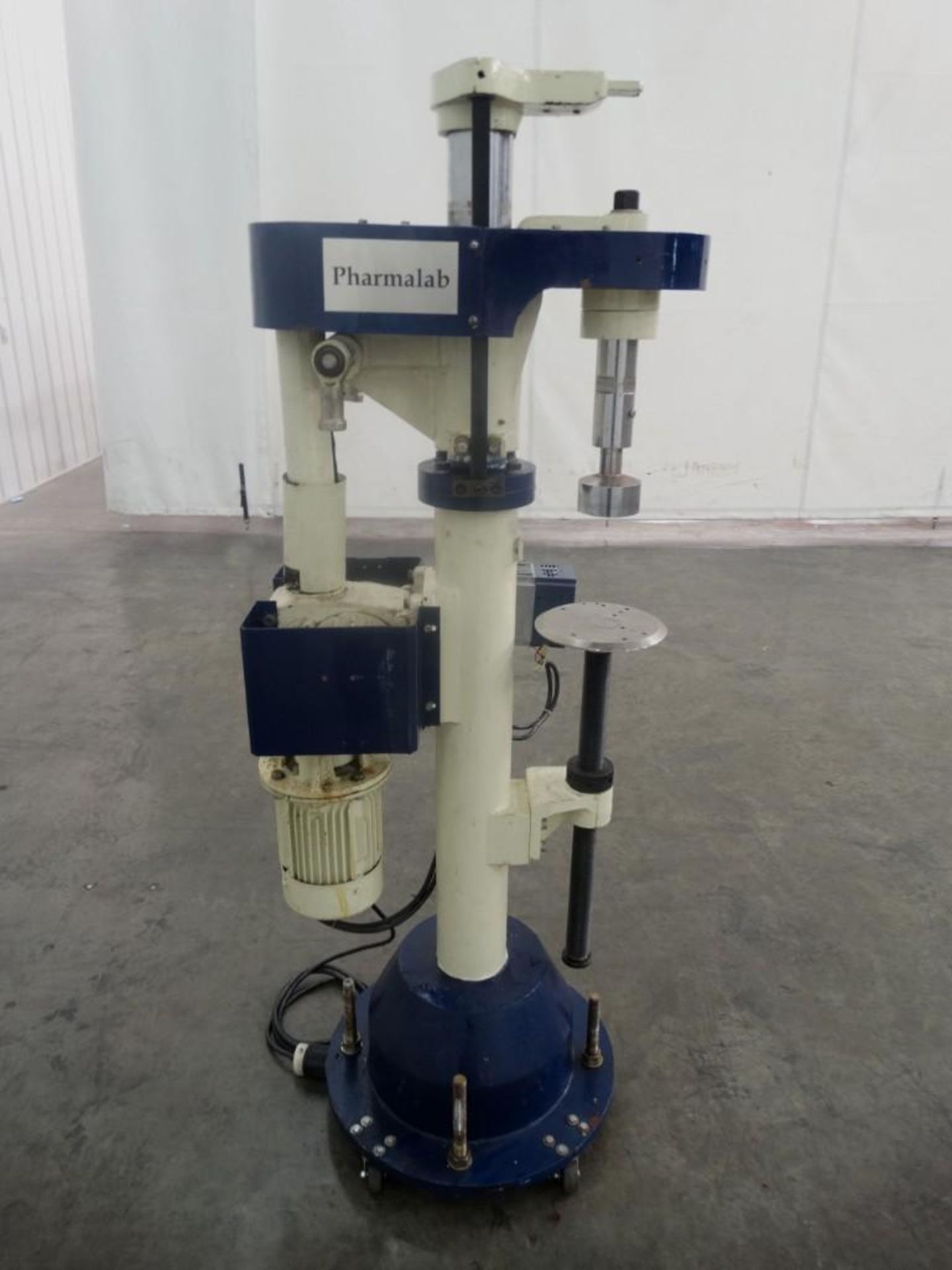 Pharmalab SAS 2001 Single Head Chuck Capper