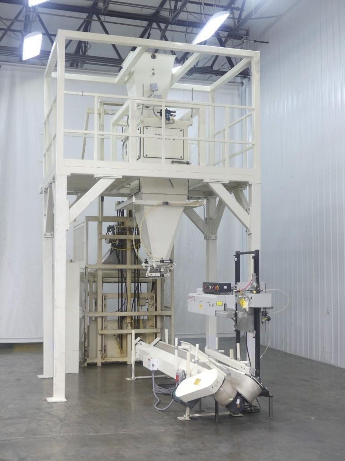 Slidell Fischbein Big Bag Filling and Sealing System - Image 3 of 45