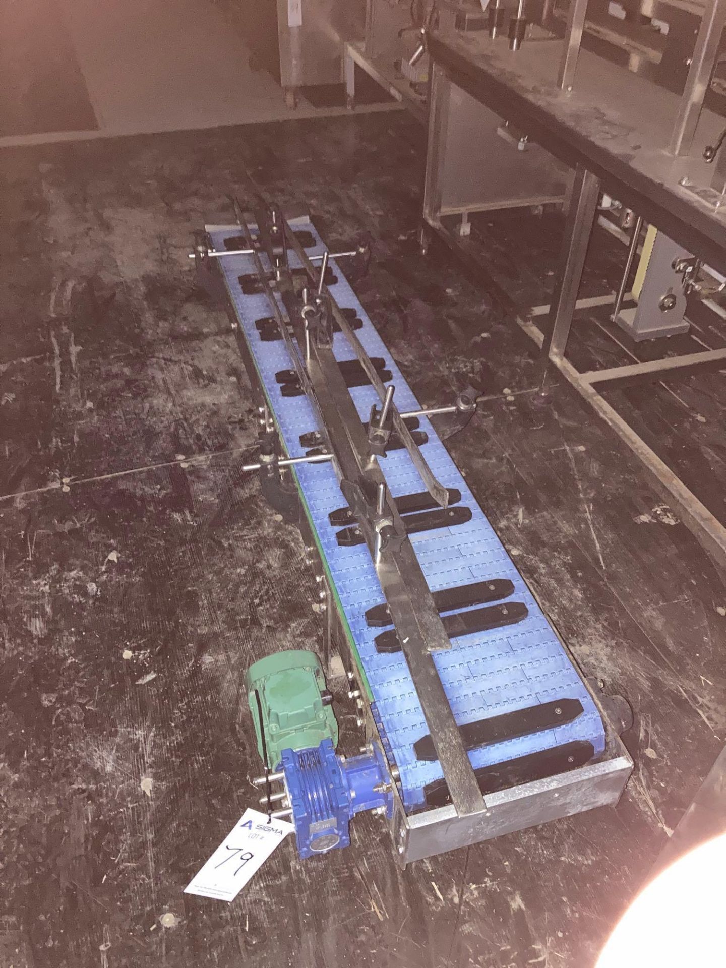 12 Inch Blue Belt Cleated Conveyor - Image 3 of 5