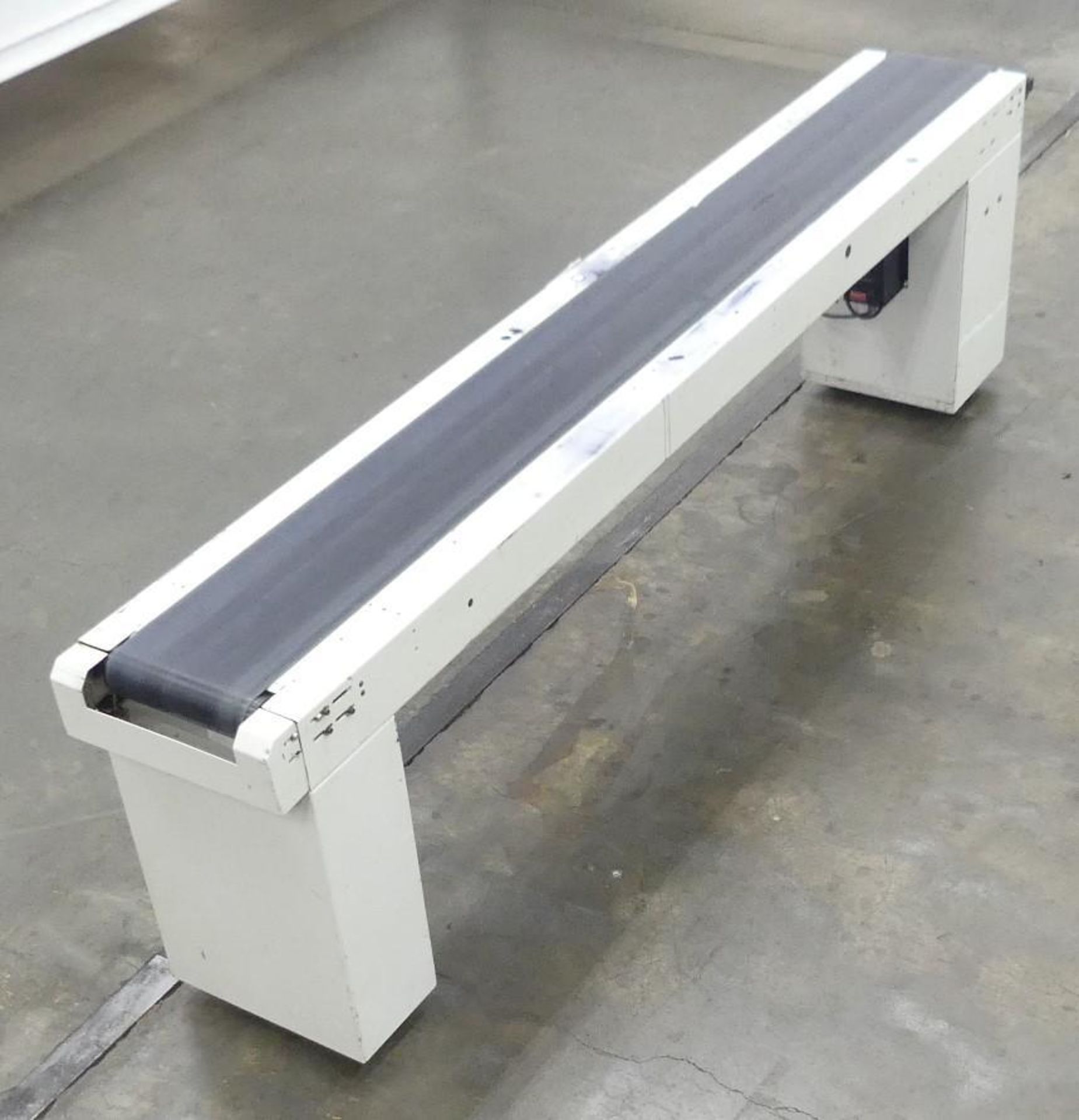 106" by 10" Smooth Top Belt Conveyor - Image 4 of 10