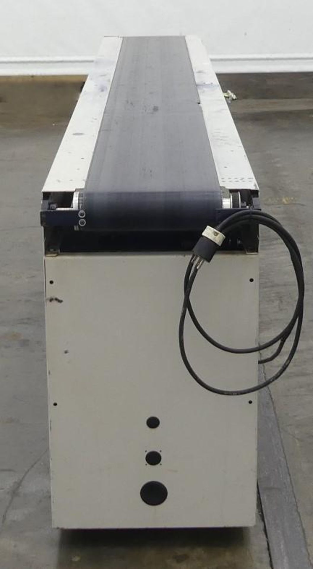 106" by 10" Smooth Top Belt Conveyor - Image 5 of 10